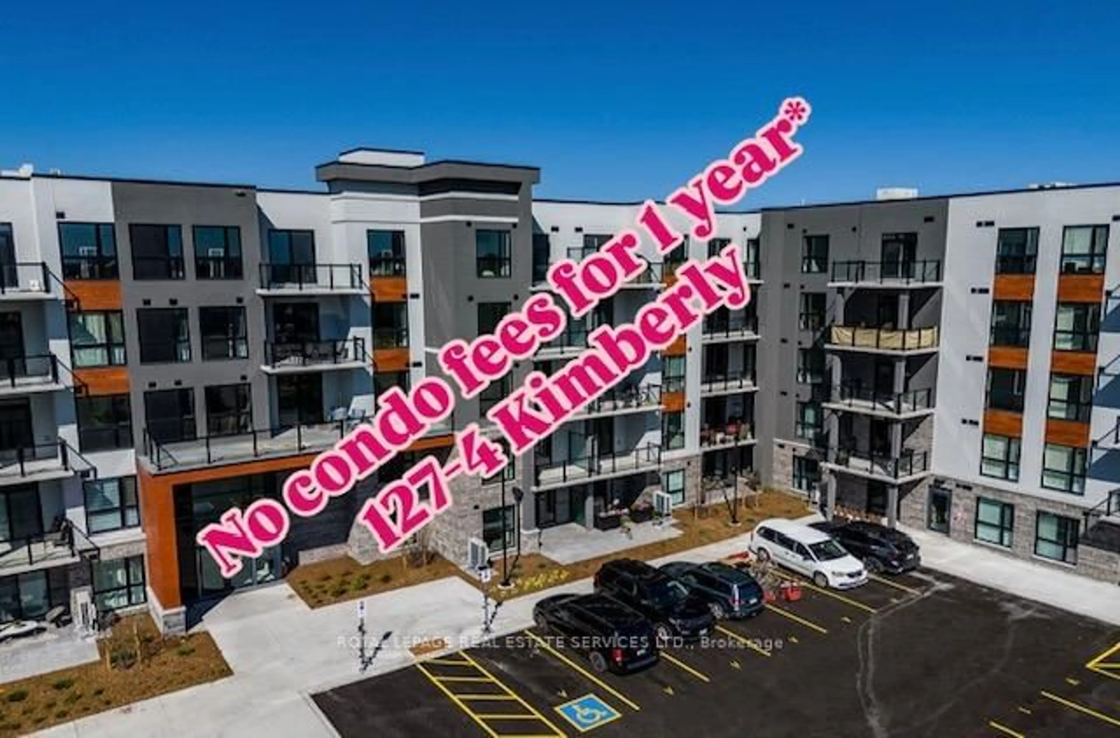 A pic from outside/outdoor area/front of a property/back of a property/a pic from drone, building for 4 Kimberly Lane #127, Collingwood Ontario L9Y 5K8