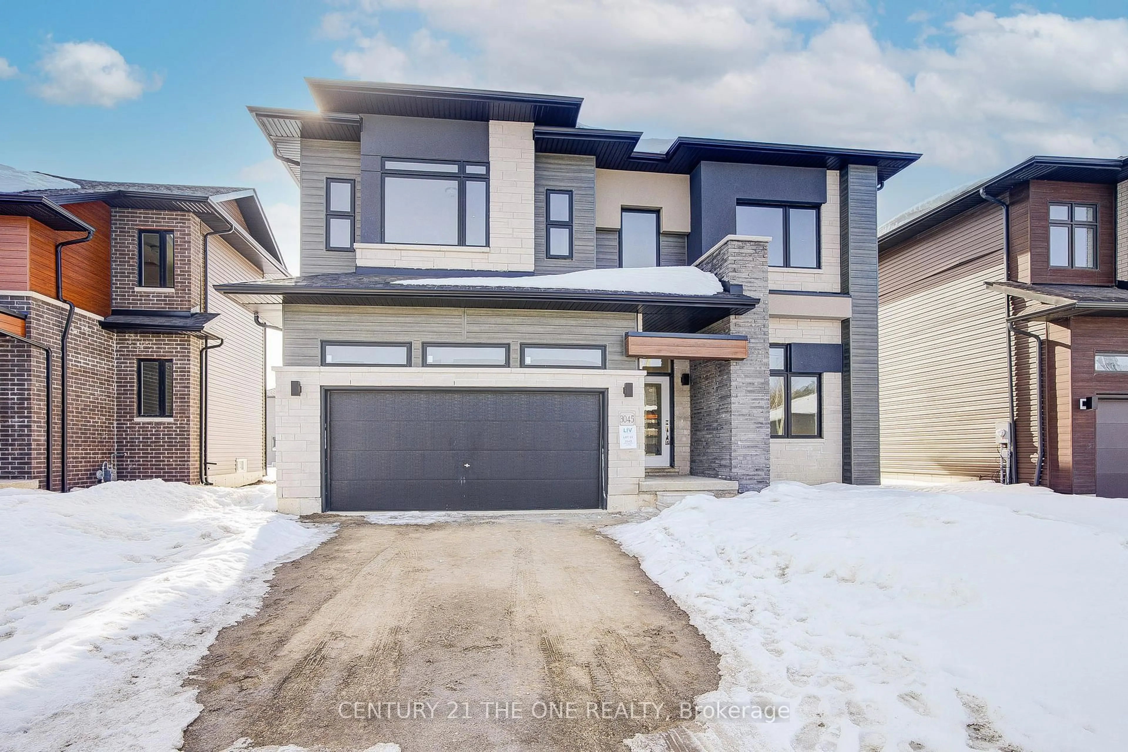 Home with brick exterior material, street for 3045 Sandy Acre, Severn Ontario L3V 8P9