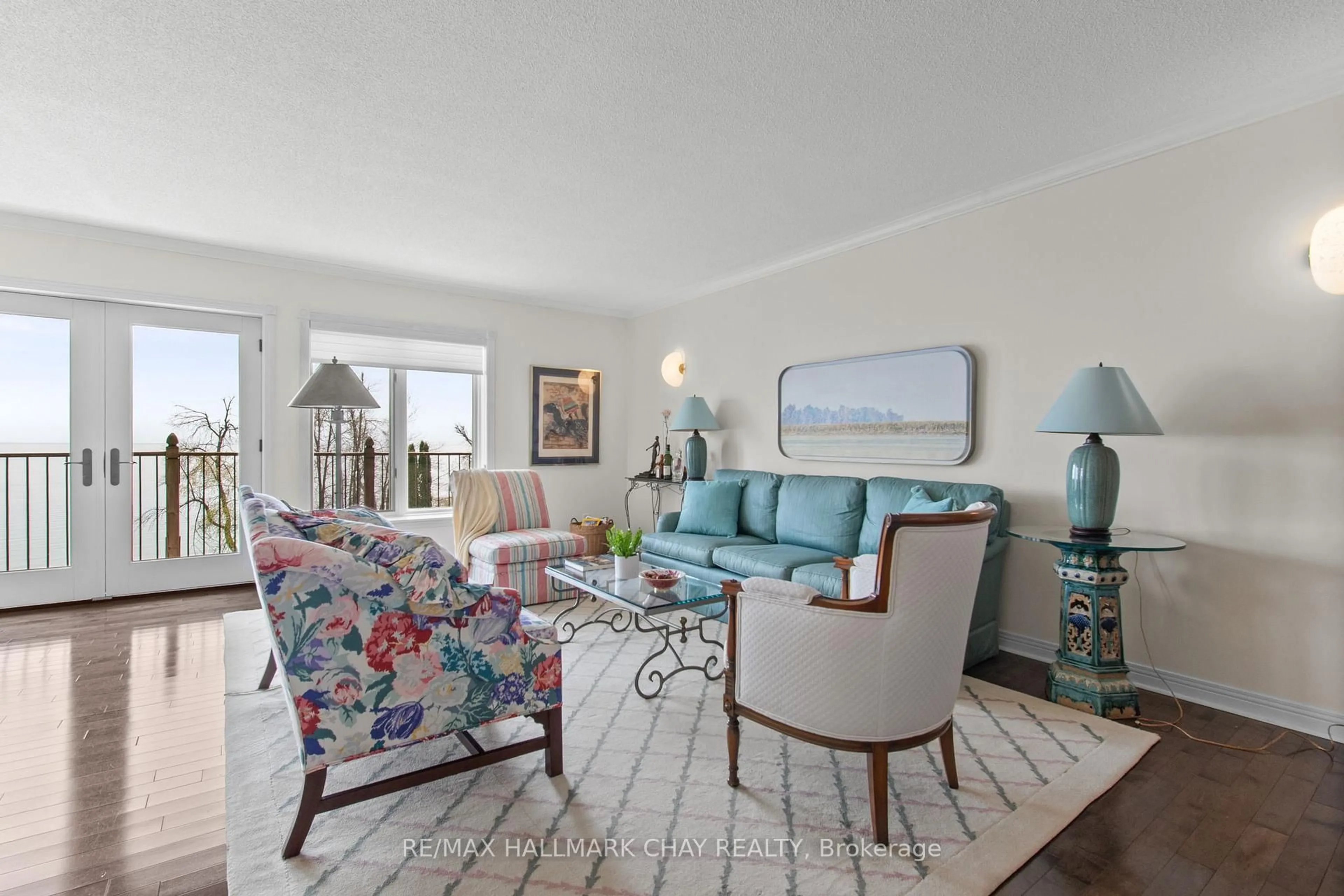 Living room with furniture, unknown for 9 Blueridge Cres, Oro-Medonte Ontario L3V 0K2