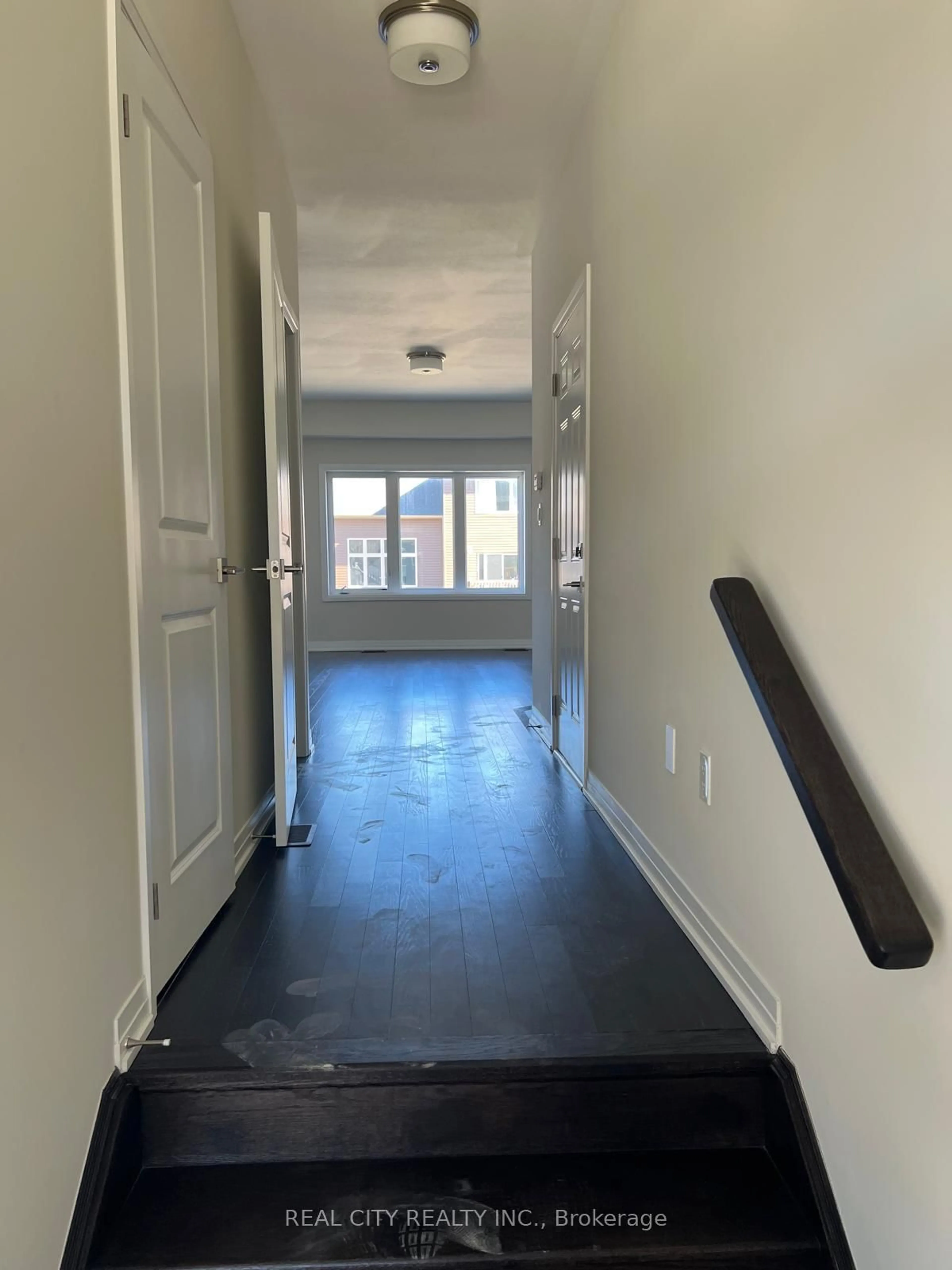 Unknown for 3063 Sandy Acres Ave, Severn Ontario L3V 6H3