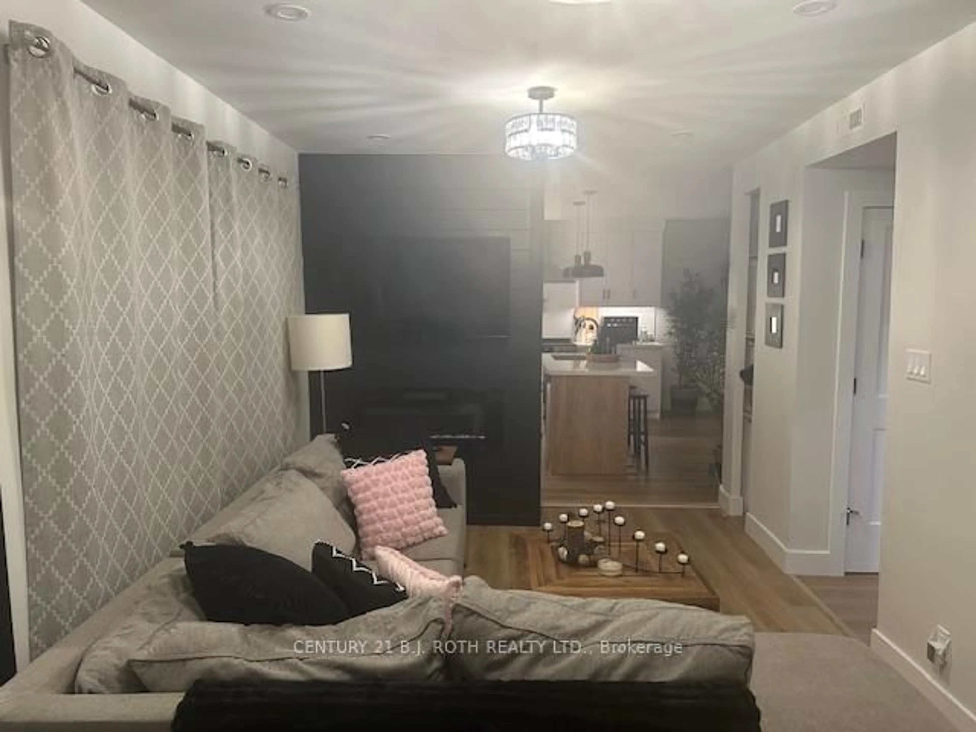 A pic of a room for 86 Doran Rd, Springwater Ontario L0L 1X0
