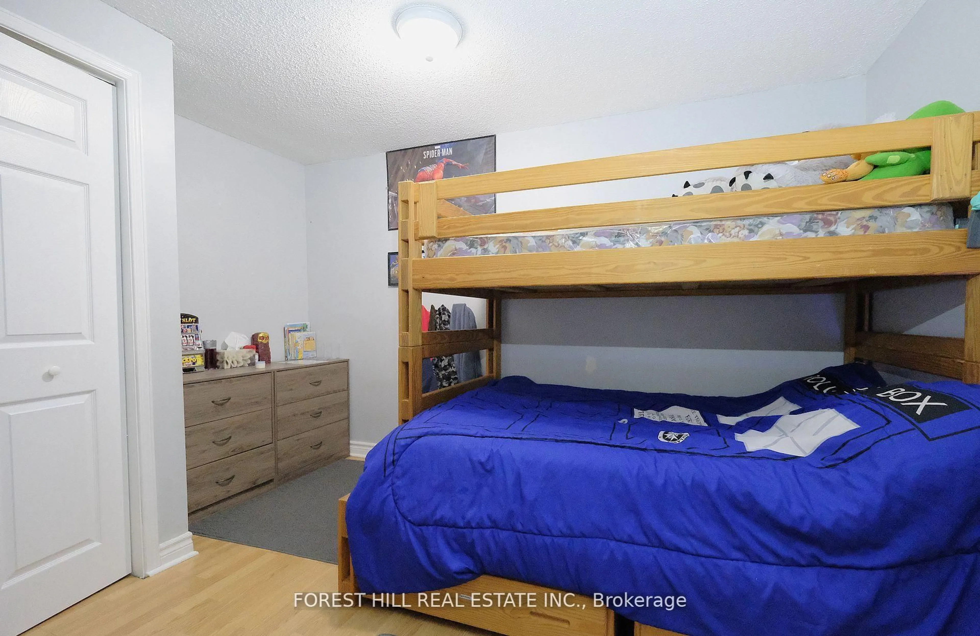 A pic of a room for 449 Leacock Dr, Barrie Ontario L4N 4X6