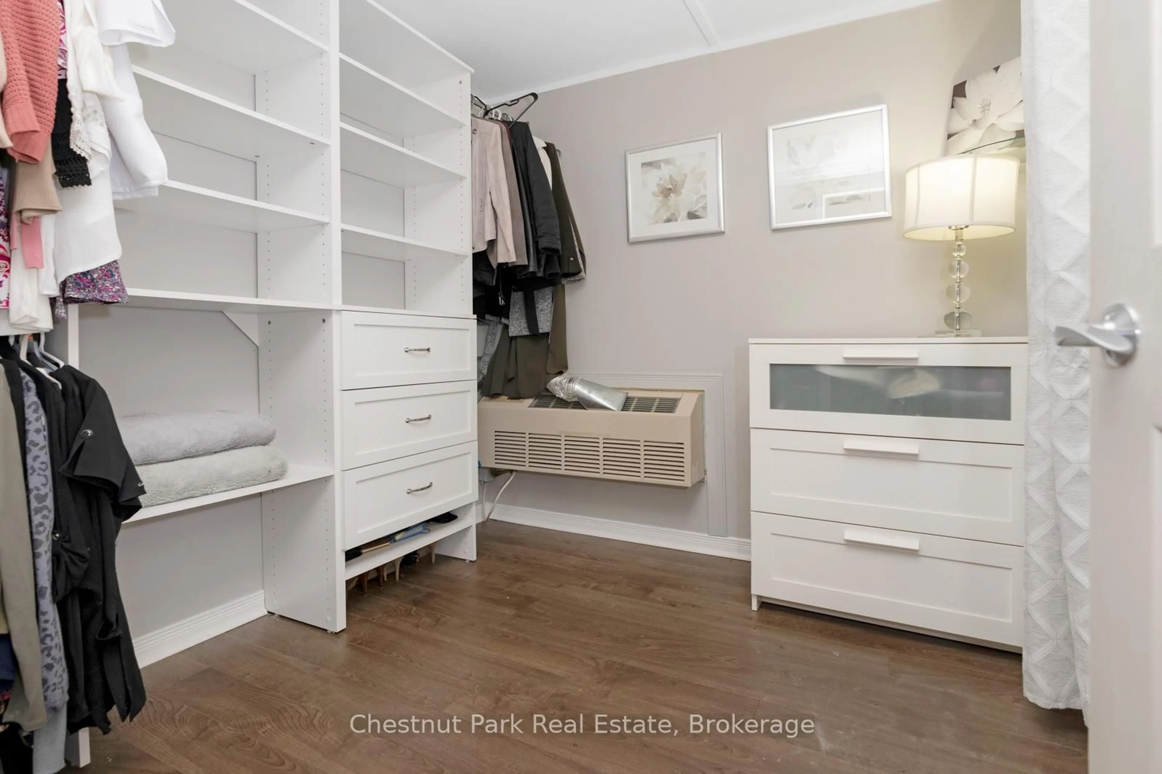 Storage room or clothes room or walk-in closet for 117 OLIVER Dr, Tiny Ontario L0L 2J0