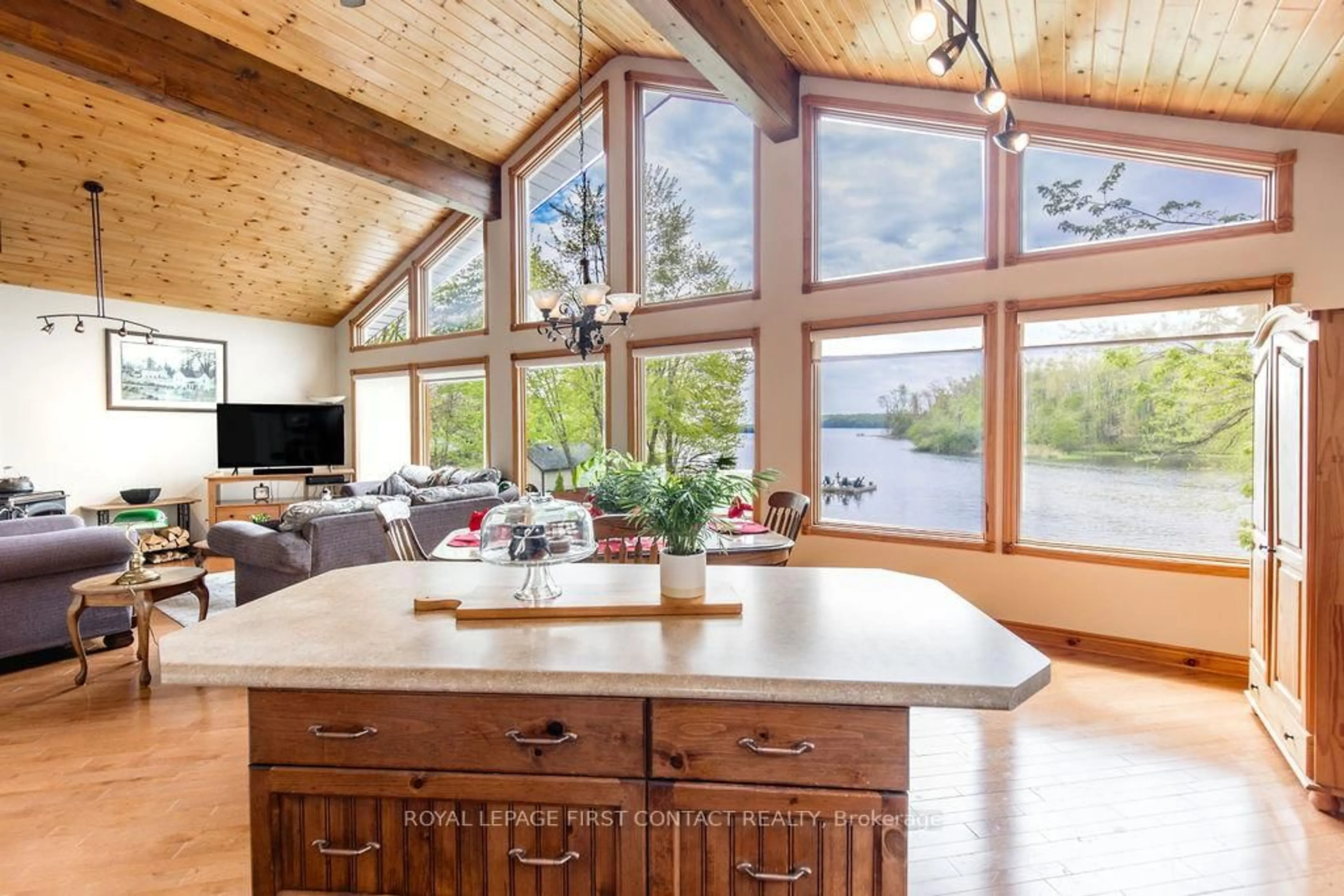 Open concept kitchen, unknown for 4447 Orkney Beach Rd, Ramara Ontario L3V 0S1