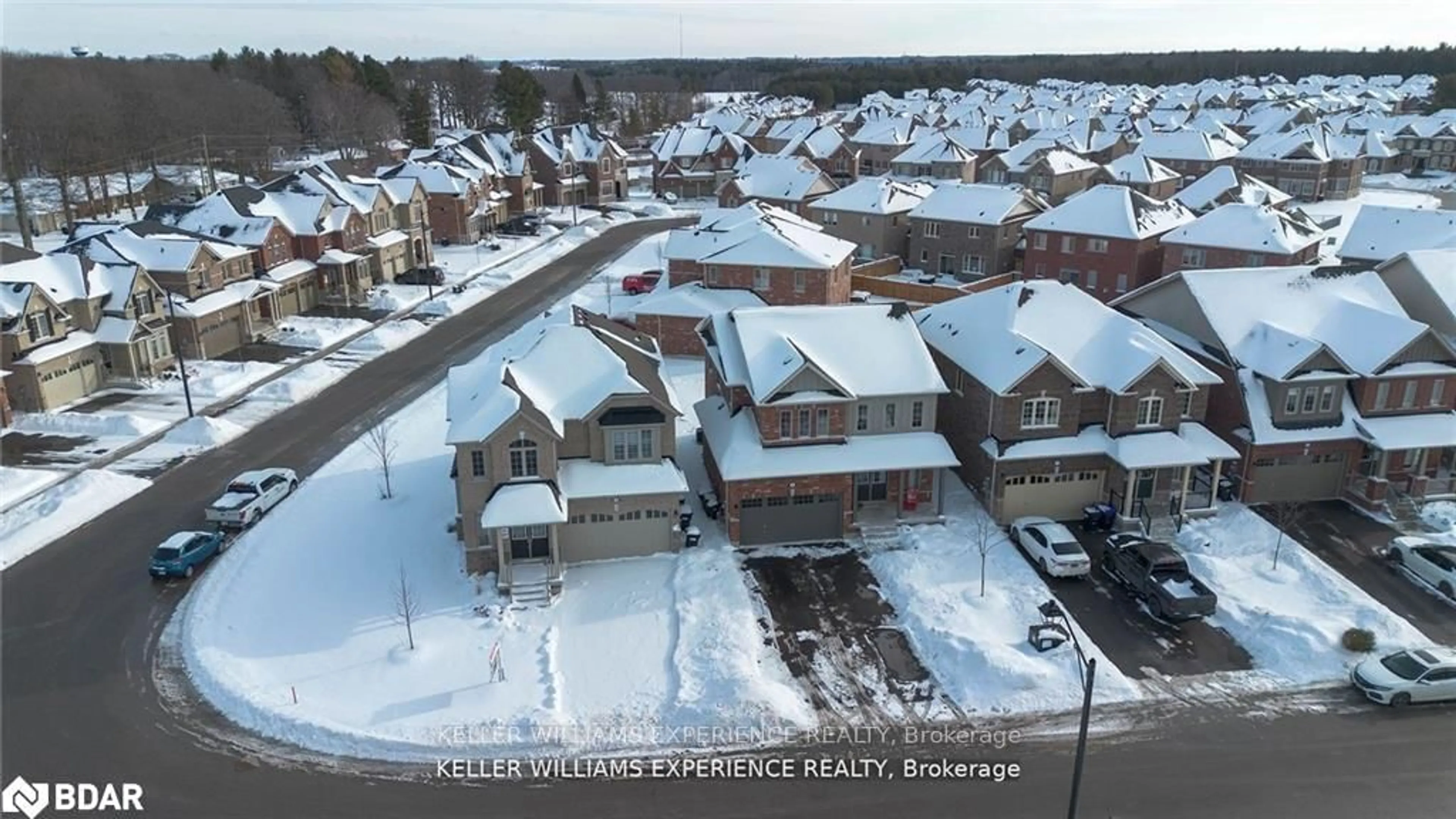 A pic from outside/outdoor area/front of a property/back of a property/a pic from drone, street for 26 Sanford Circ, Springwater Ontario L9X 2A8