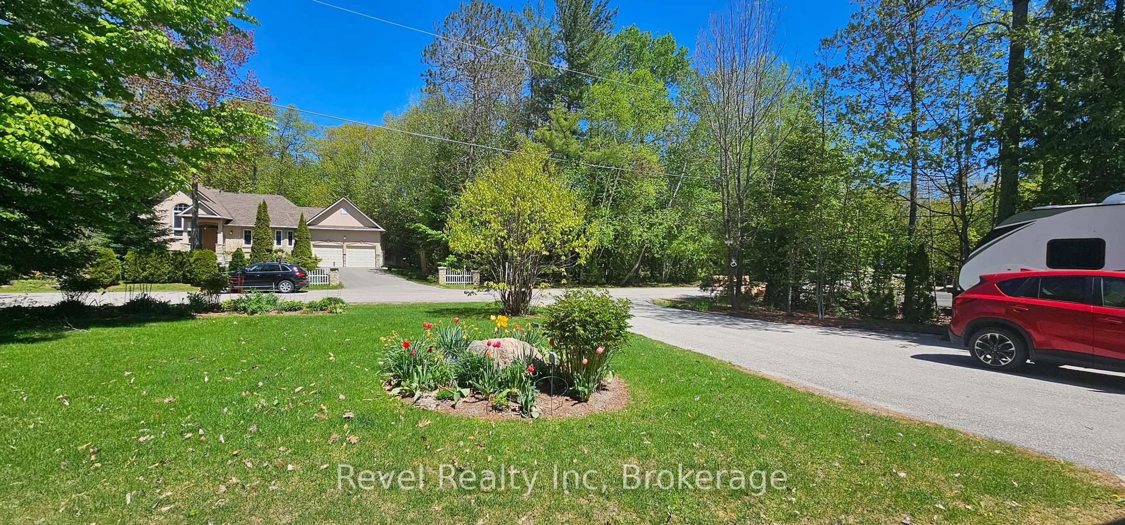 A pic from outside/outdoor area/front of a property/back of a property/a pic from drone, water/lake/river/ocean view for 9 ALBION Lane, Tiny Ontario L9M 0J2