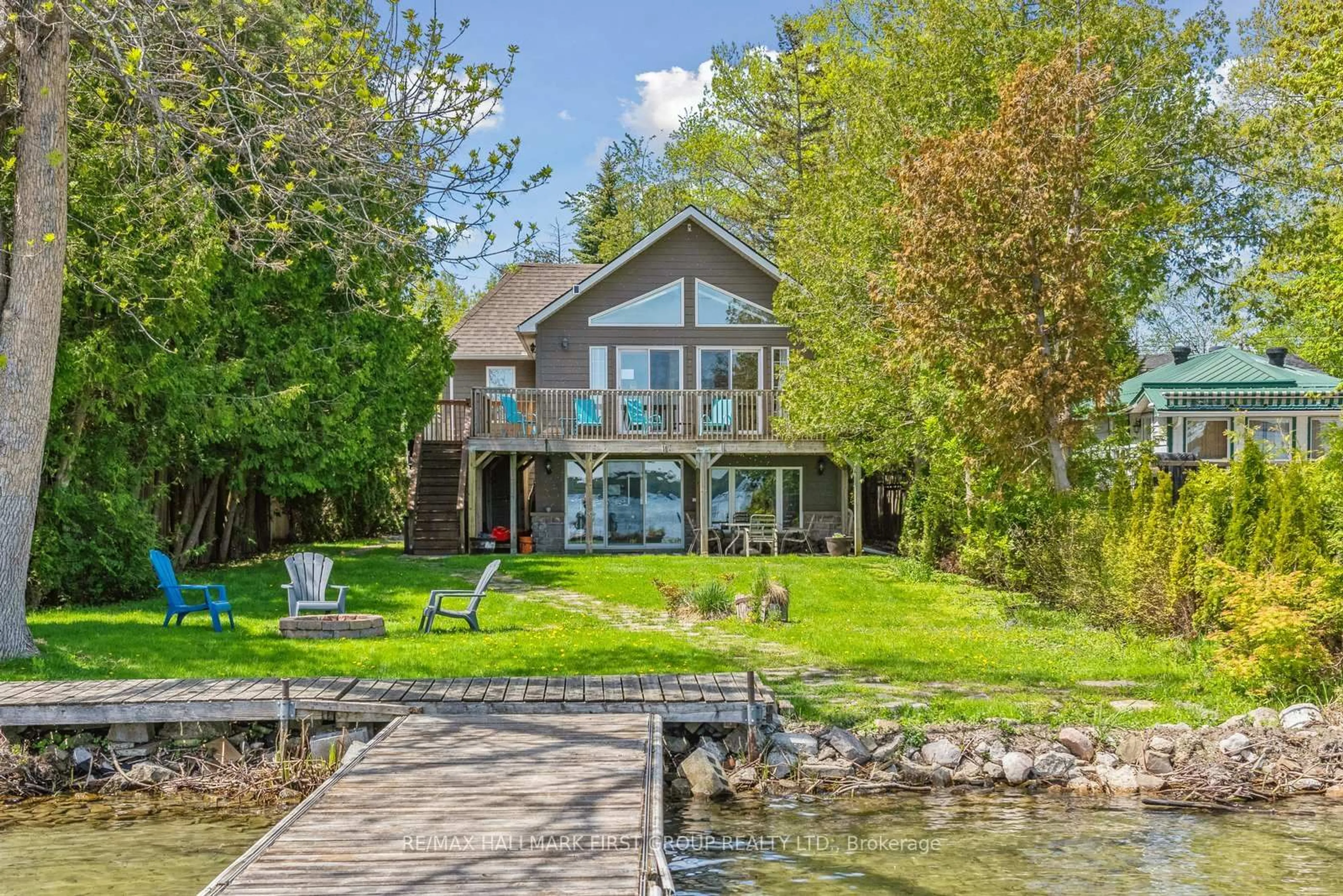 Unknown for 2807 Lakeside Dr, Severn Ontario L0K 1G0