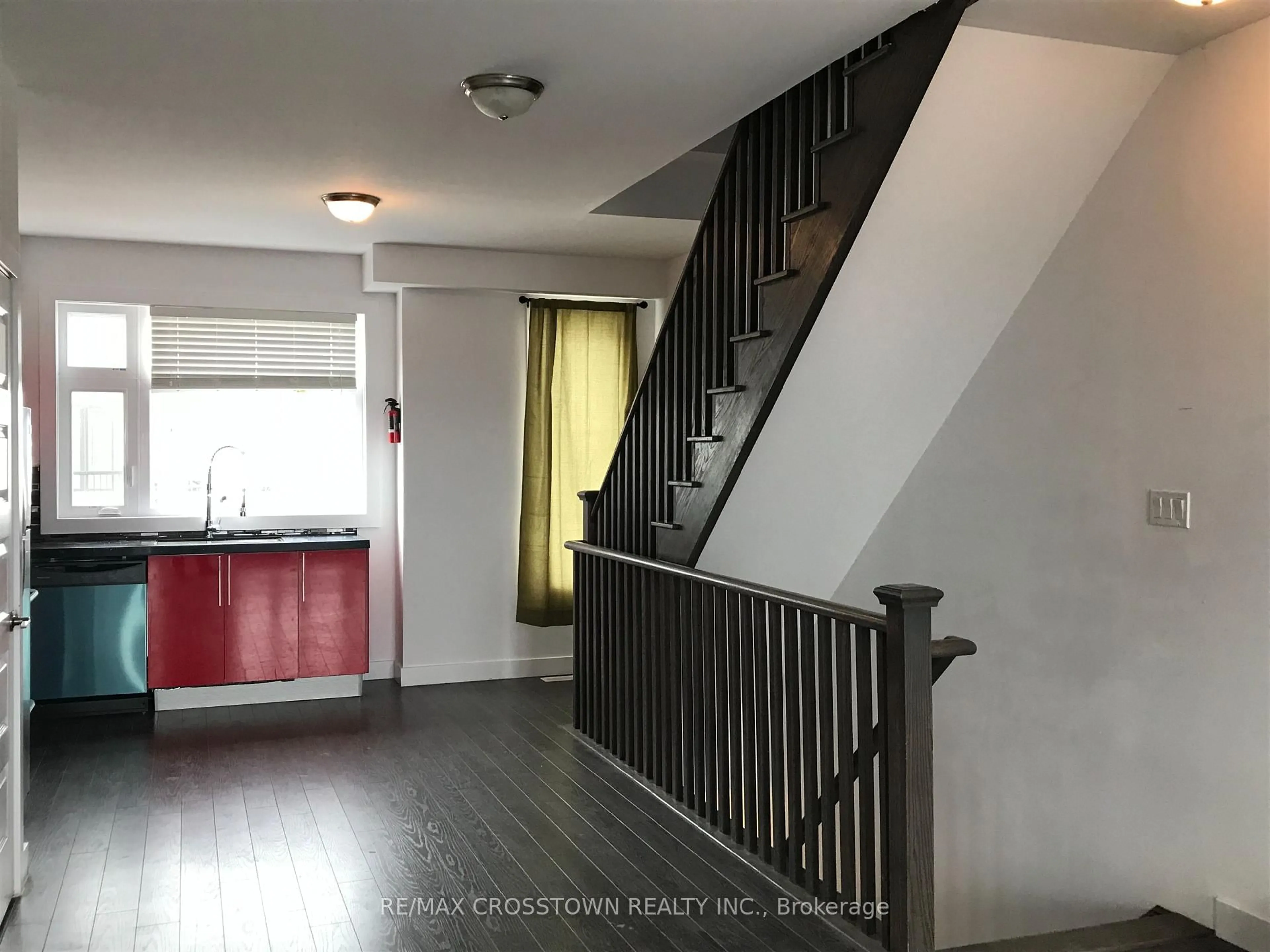 A pic of a room for 540 Essa Rd #20, Barrie Ontario L9J 0H2