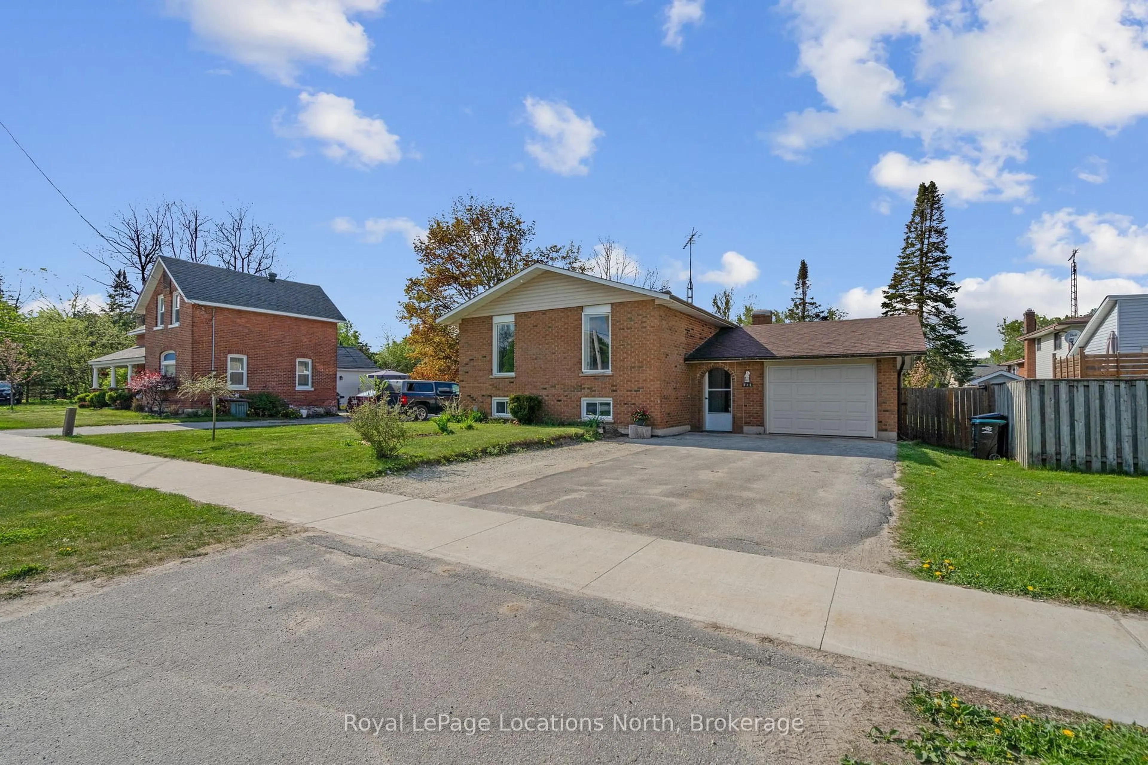 Unknown for 214 Sunnidale St, Clearview Ontario L0M 1S0