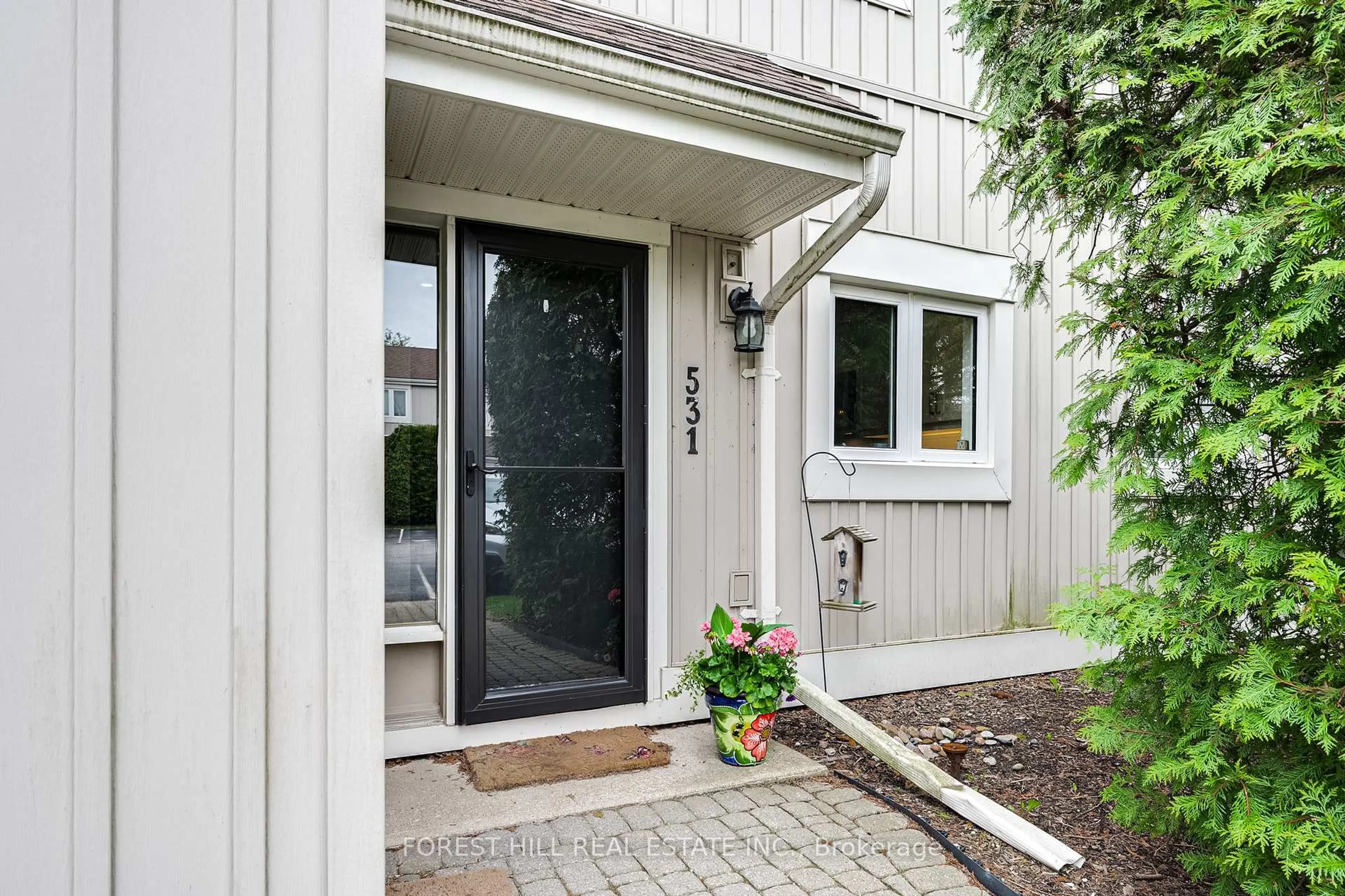 Indoor entryway for 22 Dawson Dr #531, Collingwood Ontario L9Y 5B4
