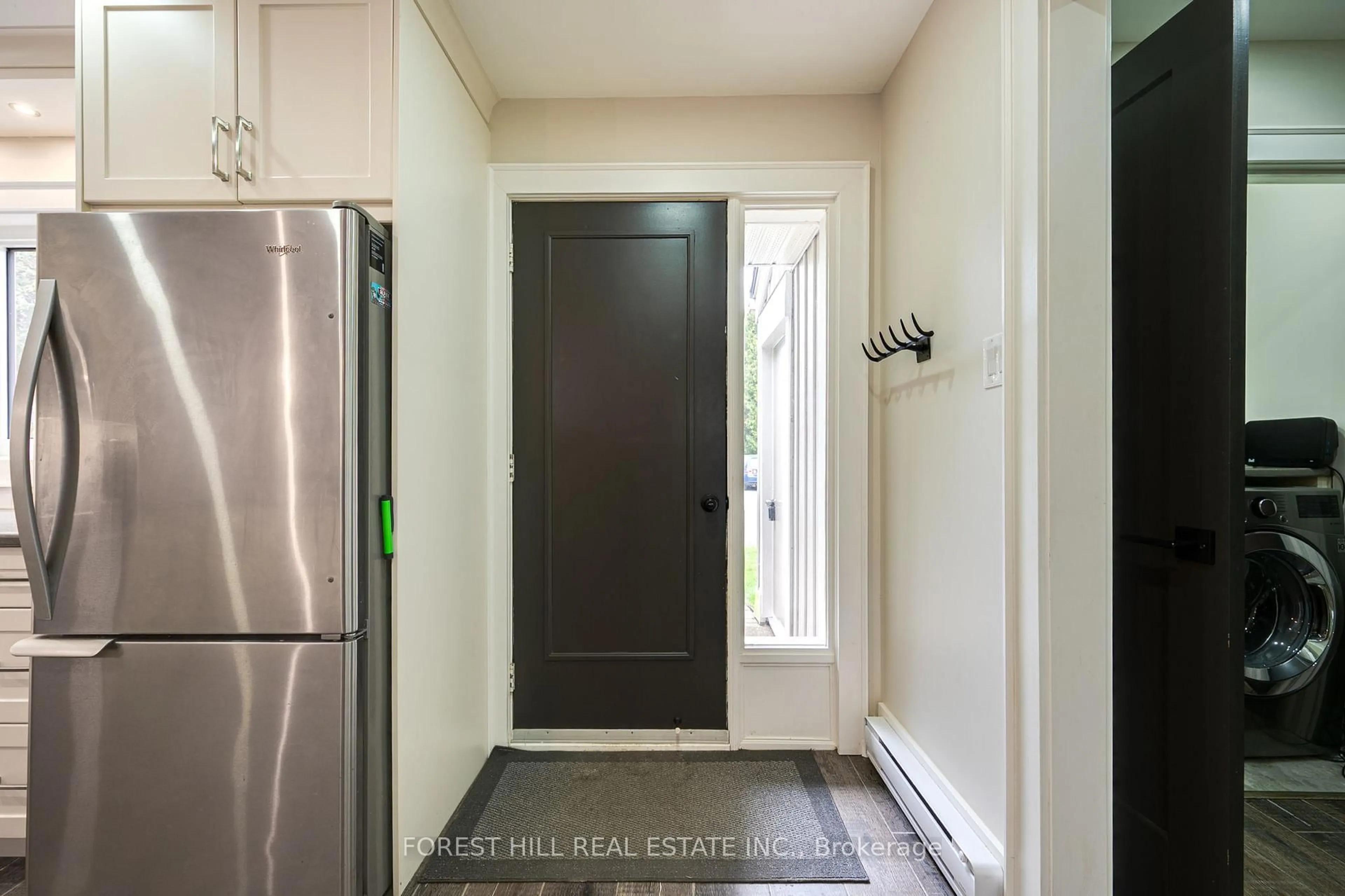 Indoor entryway for 22 Dawson Dr #531, Collingwood Ontario L9Y 5B4
