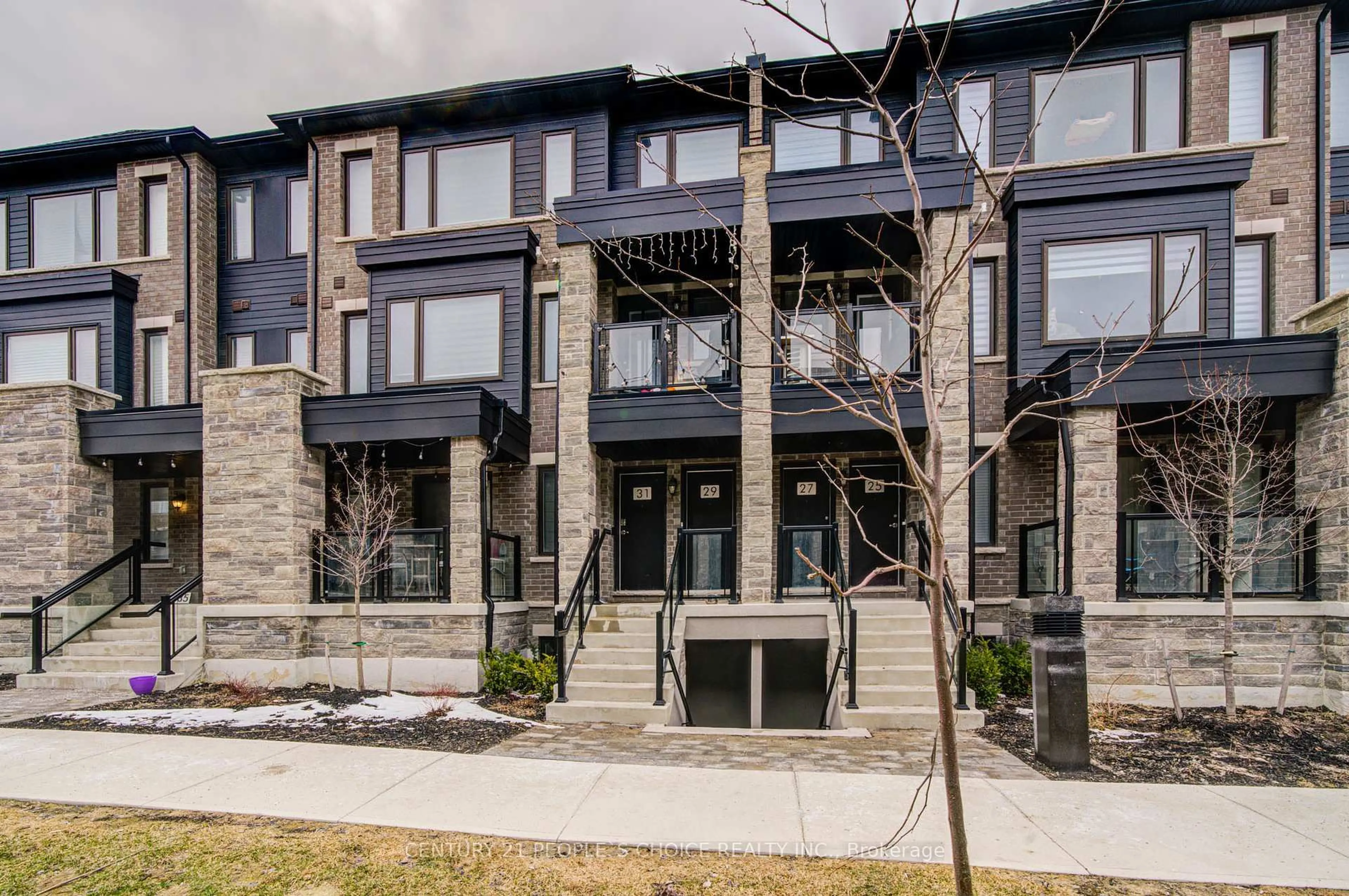 Home with brick exterior material, street for 29 Magnolia Lane #29, Barrie Ontario L9J 0N9