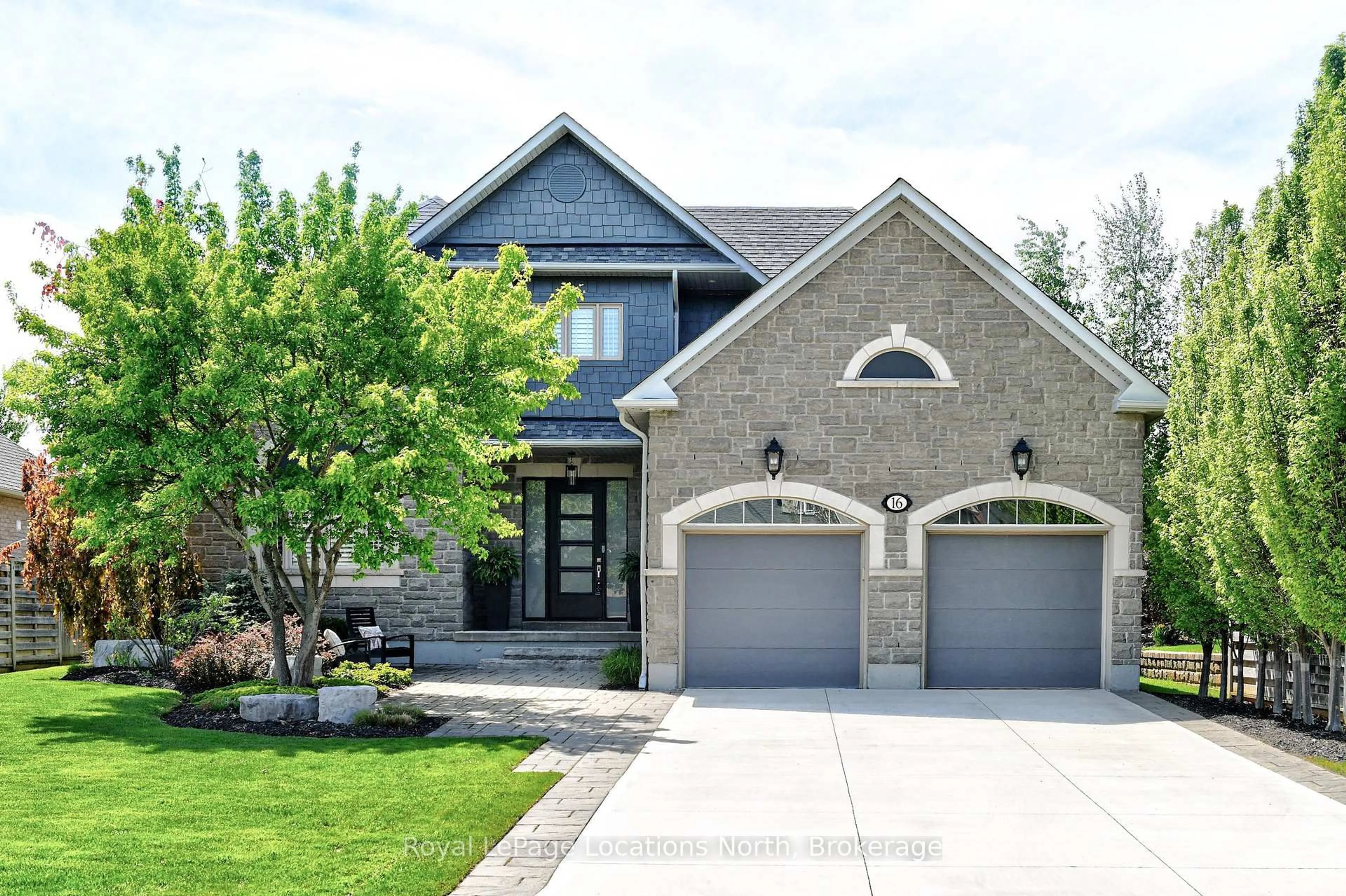 Home with brick exterior material, street for 16 Frances Dr, Collingwood Ontario L9Y 0A8