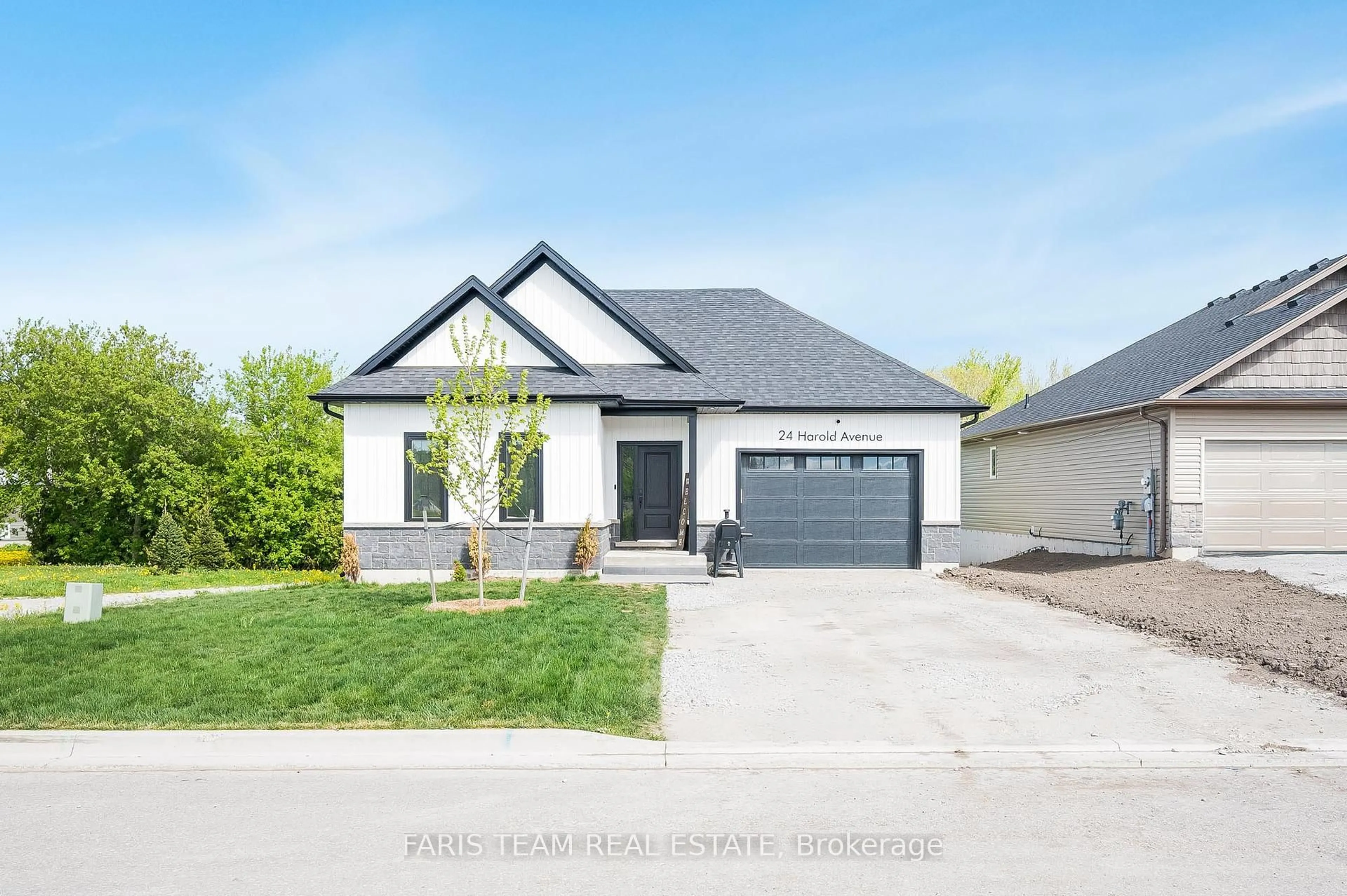Home with vinyl exterior material, street for 24 Harold Ave, Severn Ontario L0K 1E0