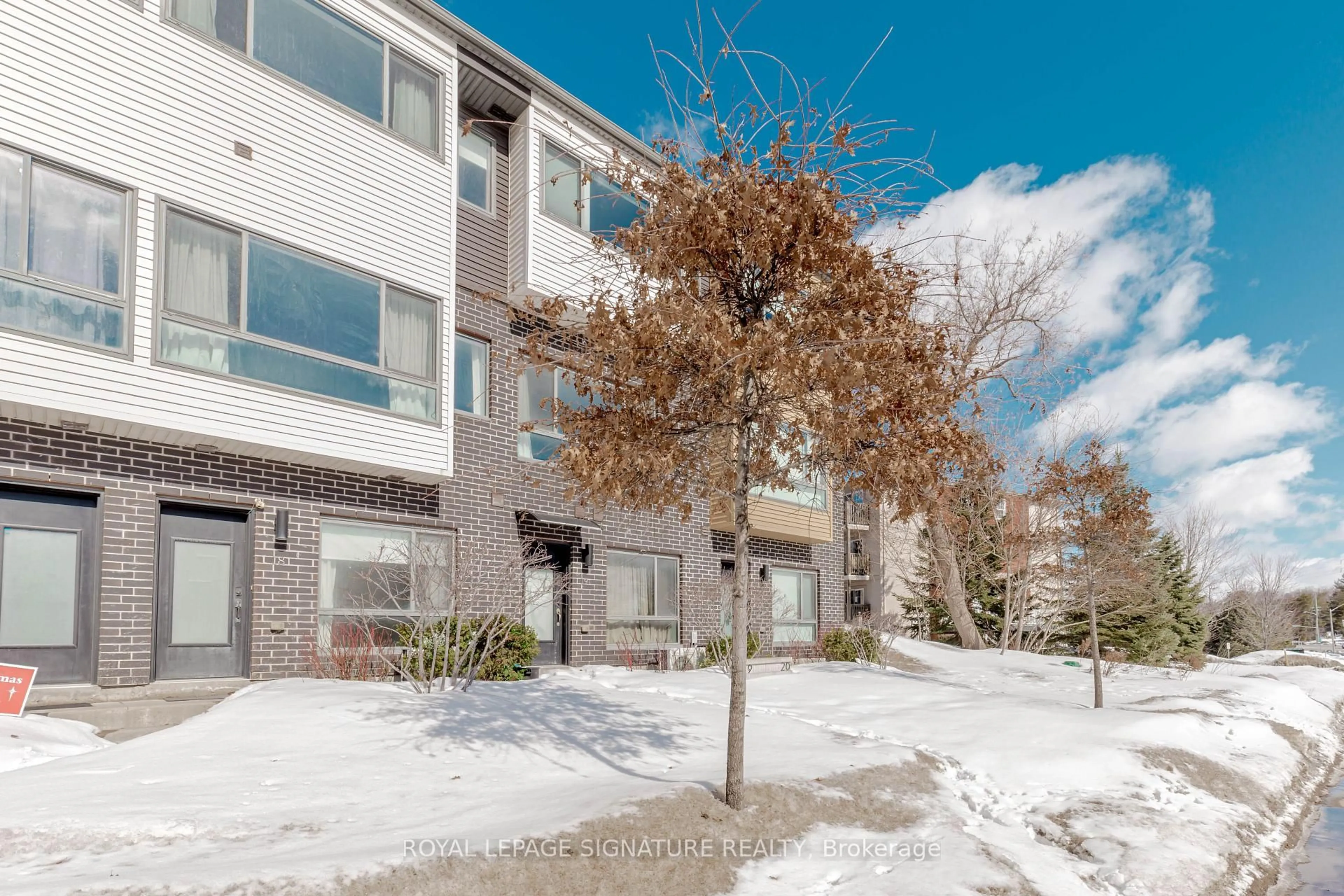 Unknown for 369 Essa Rd #18, Barrie Ontario L4N 9C8
