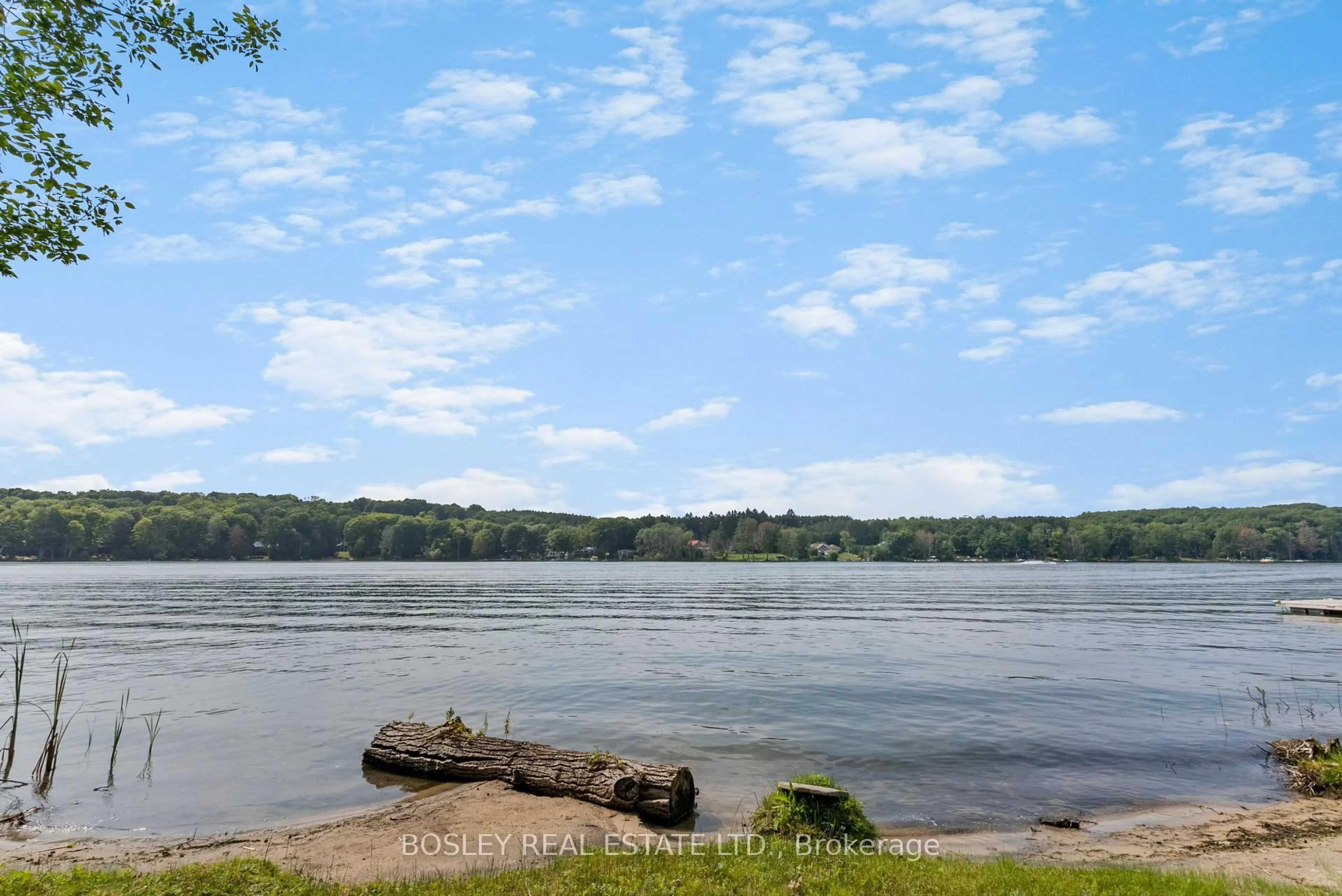Blurry image for 150 Farlain Lake Rd #Cottage, Tiny Ontario L9M 0B5