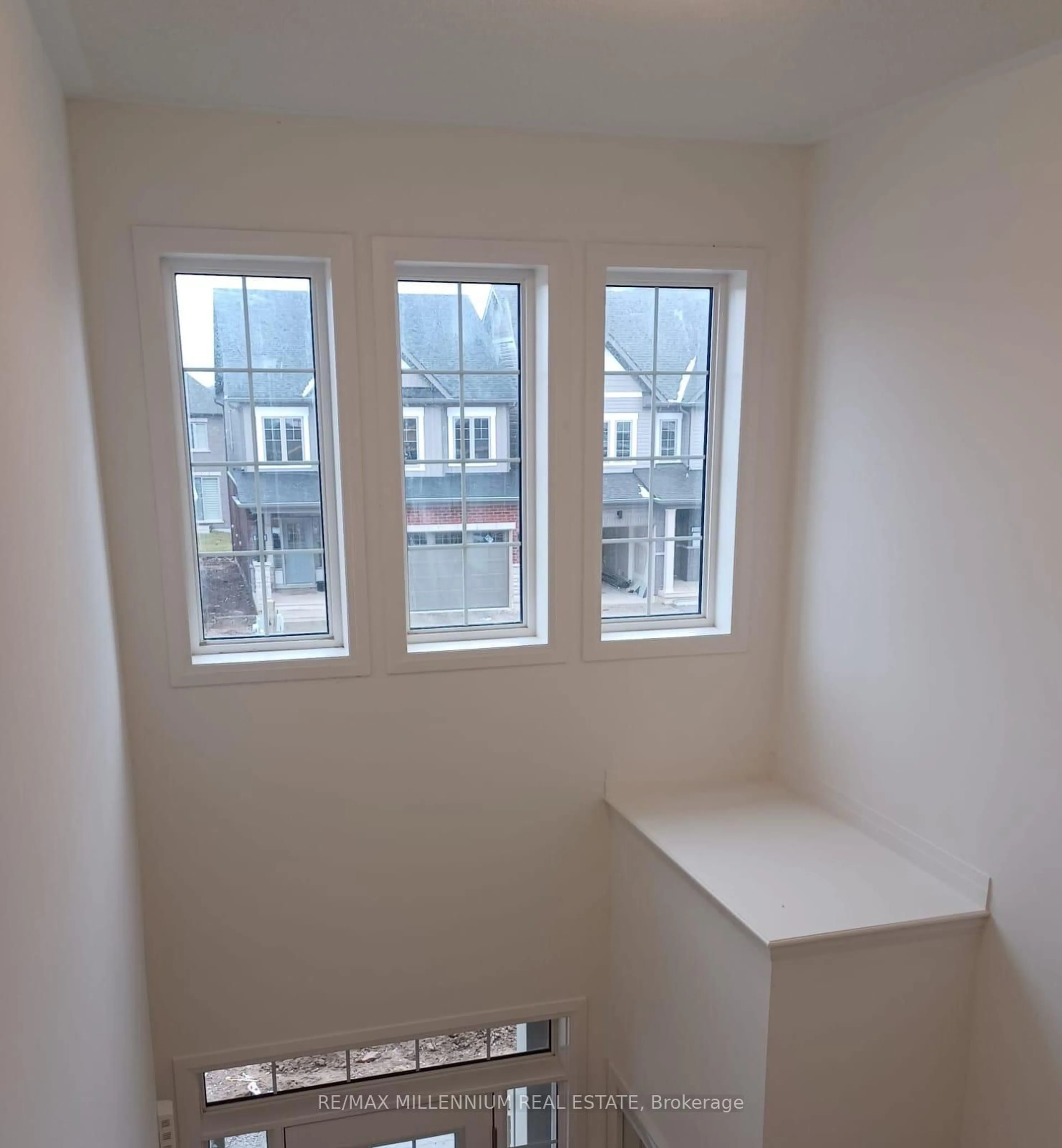A pic of a room for 111 Sagewood Ave, Barrie Ontario L9J 0K5