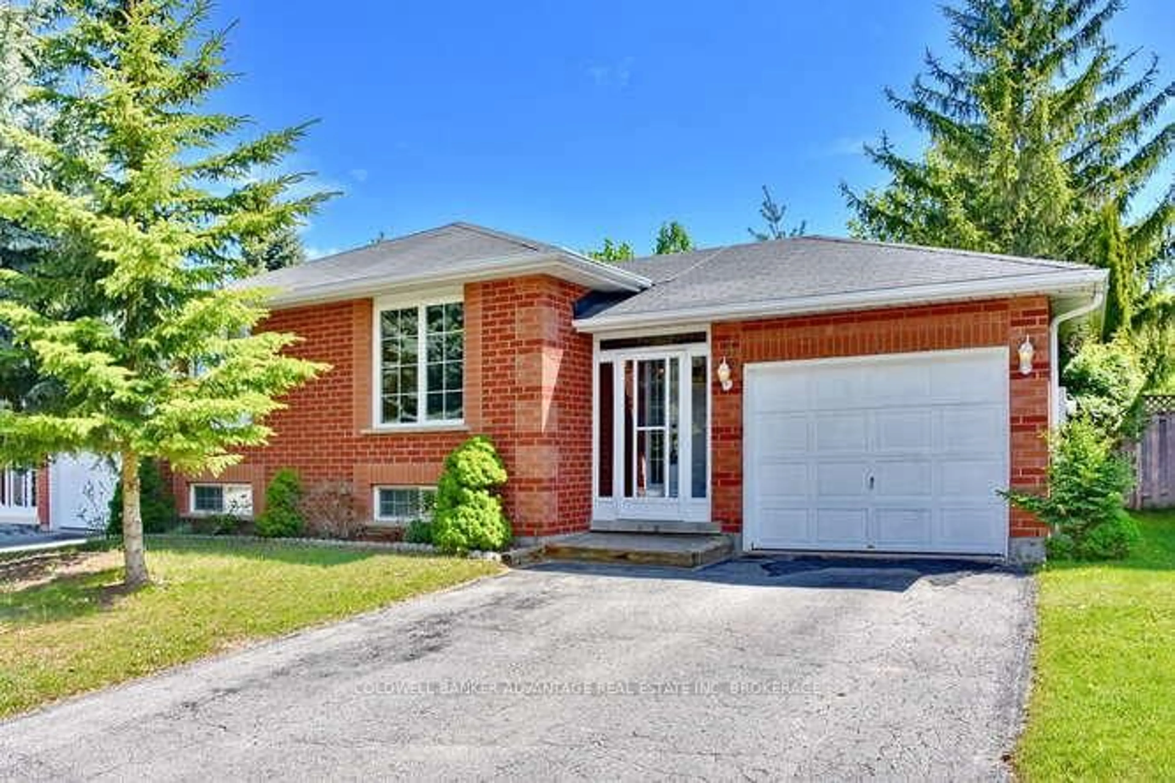 Home with brick exterior material, street for 3 Mayfair Dr, Barrie Ontario L4N 6Y7
