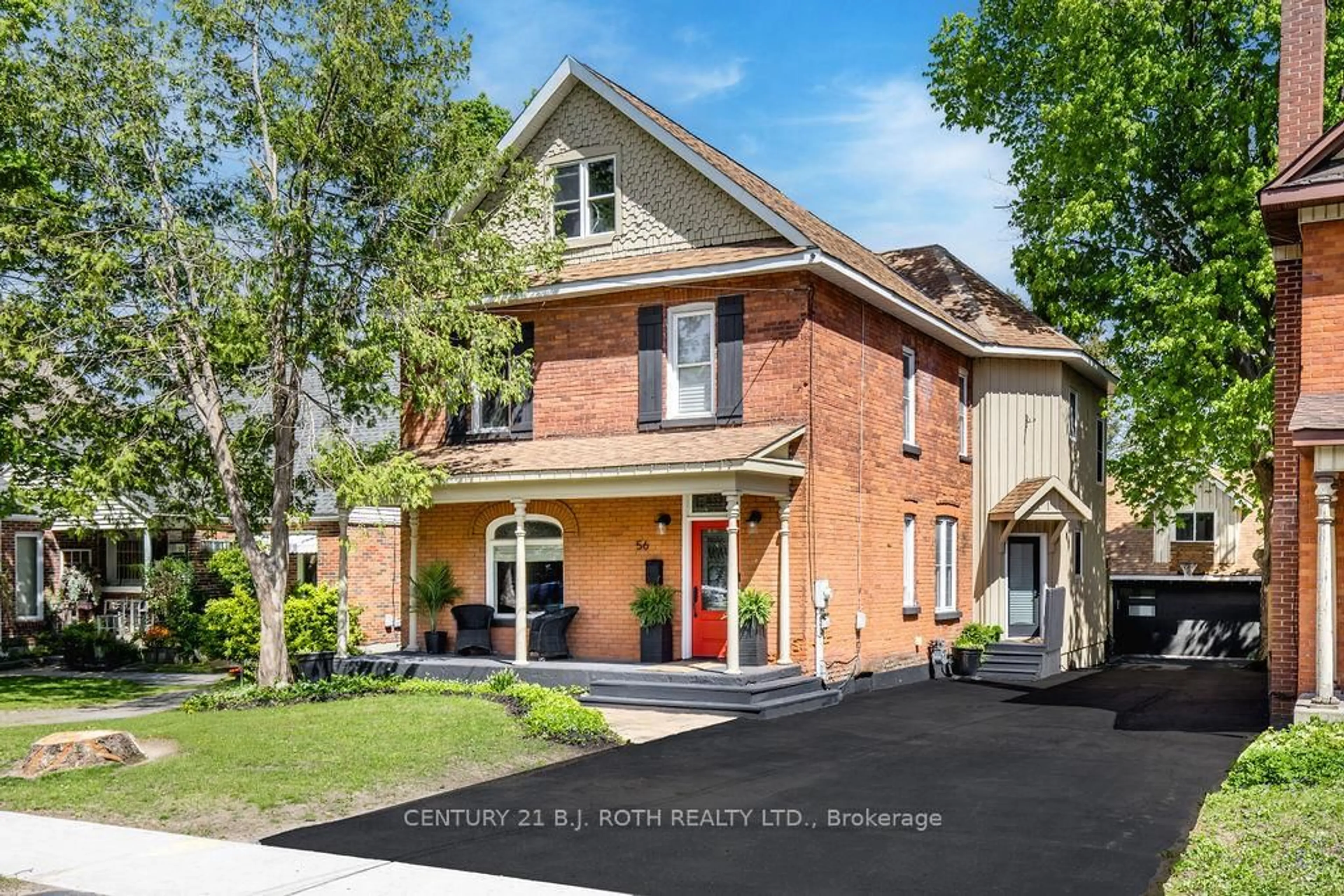 Home with brick exterior material, street for 56 Holgate St, Barrie Ontario L4N 2T7
