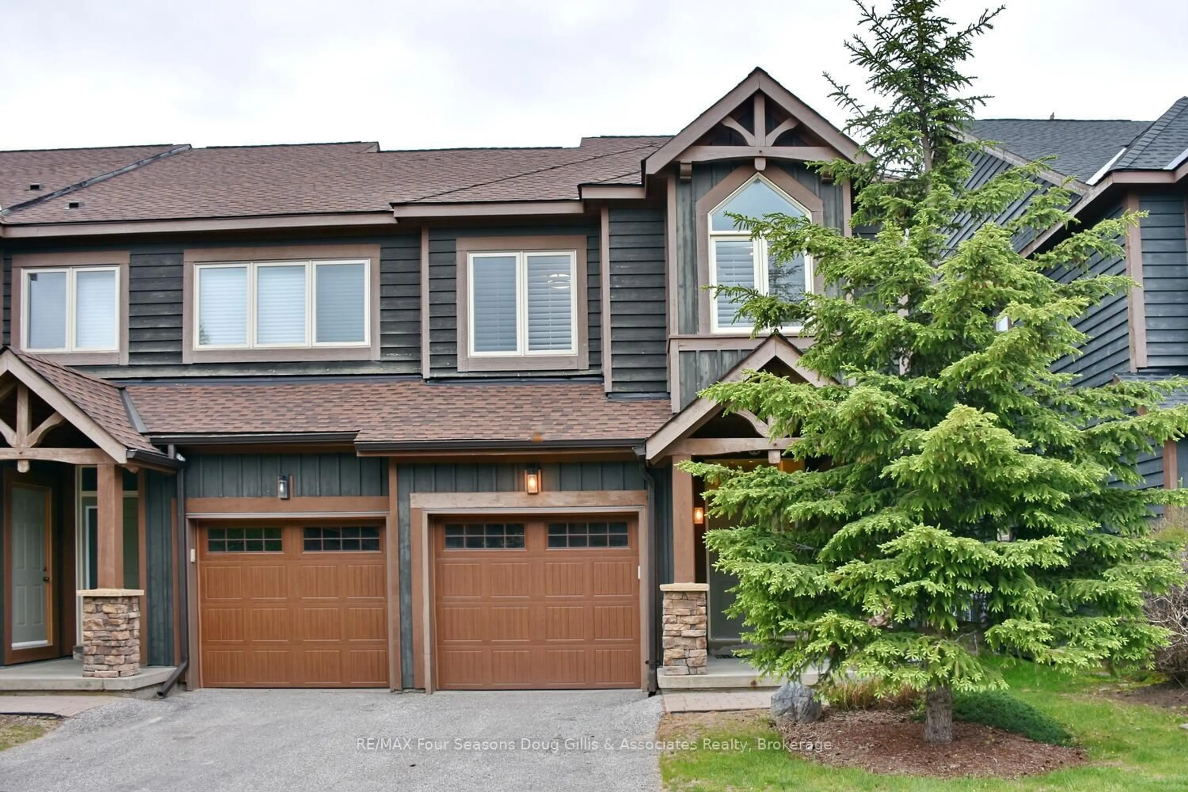 Home with brick exterior material, street for 10 Wildrose Tr, Collingwood Ontario L9Y 0J4