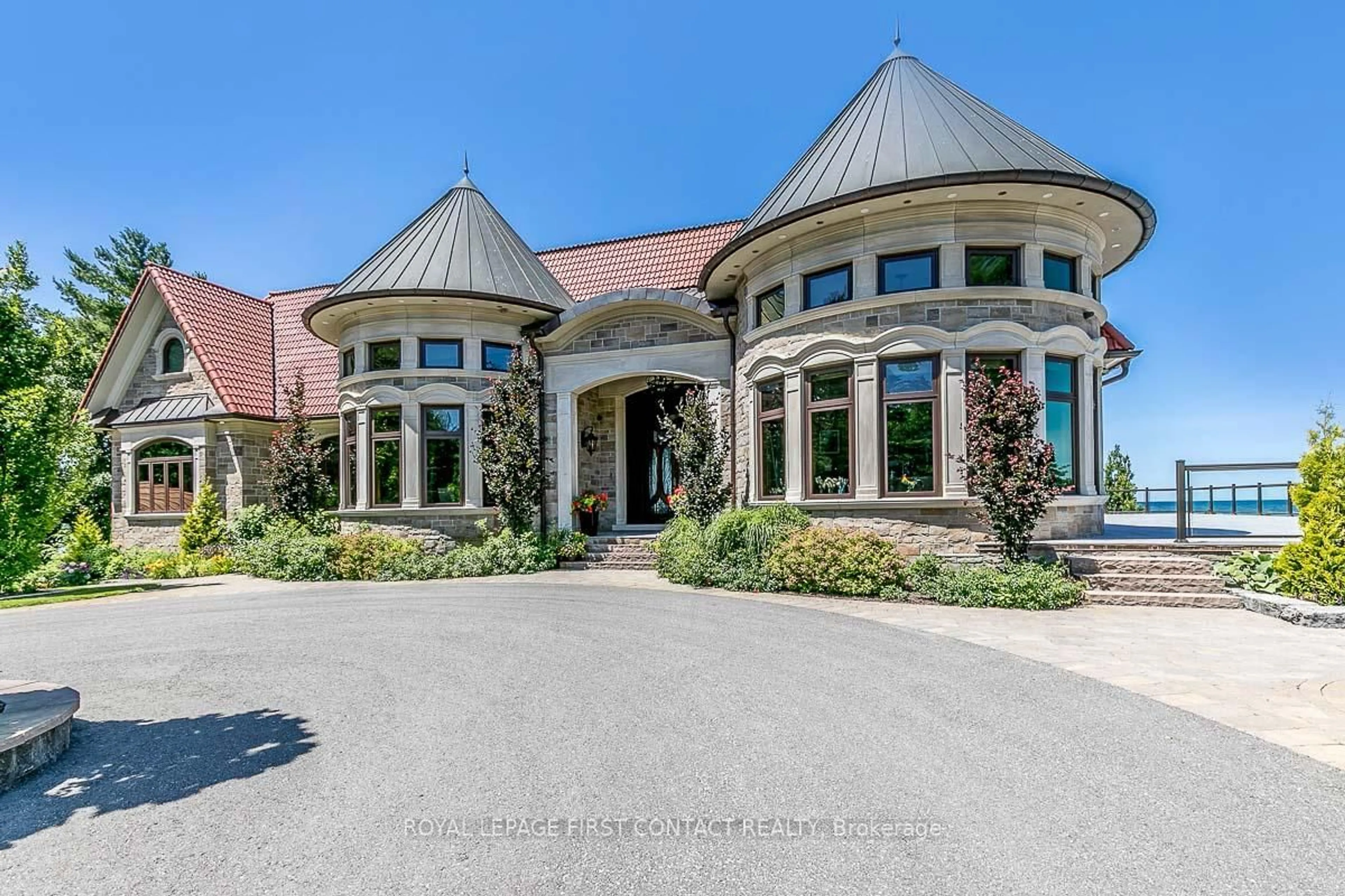 Indoor foyer for 5 Monica Rd, Tiny Ontario L0L 1P1