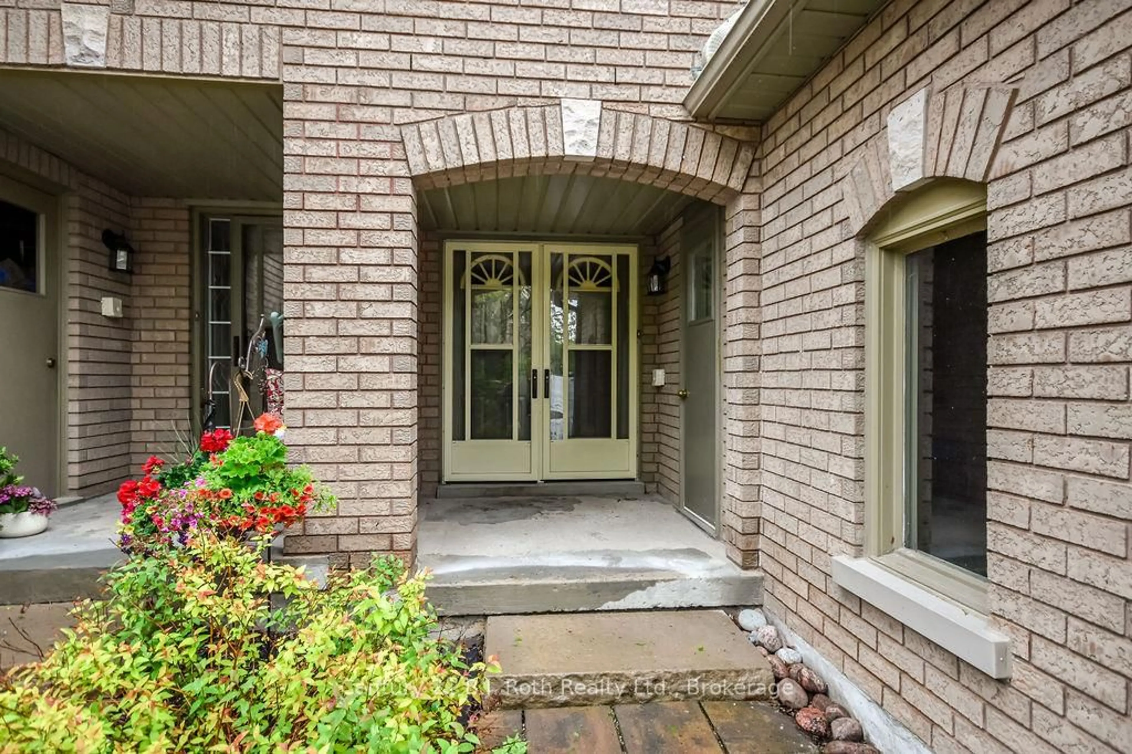 Unknown for 492 Laclie St #9, Orillia Ontario L3V 7V2