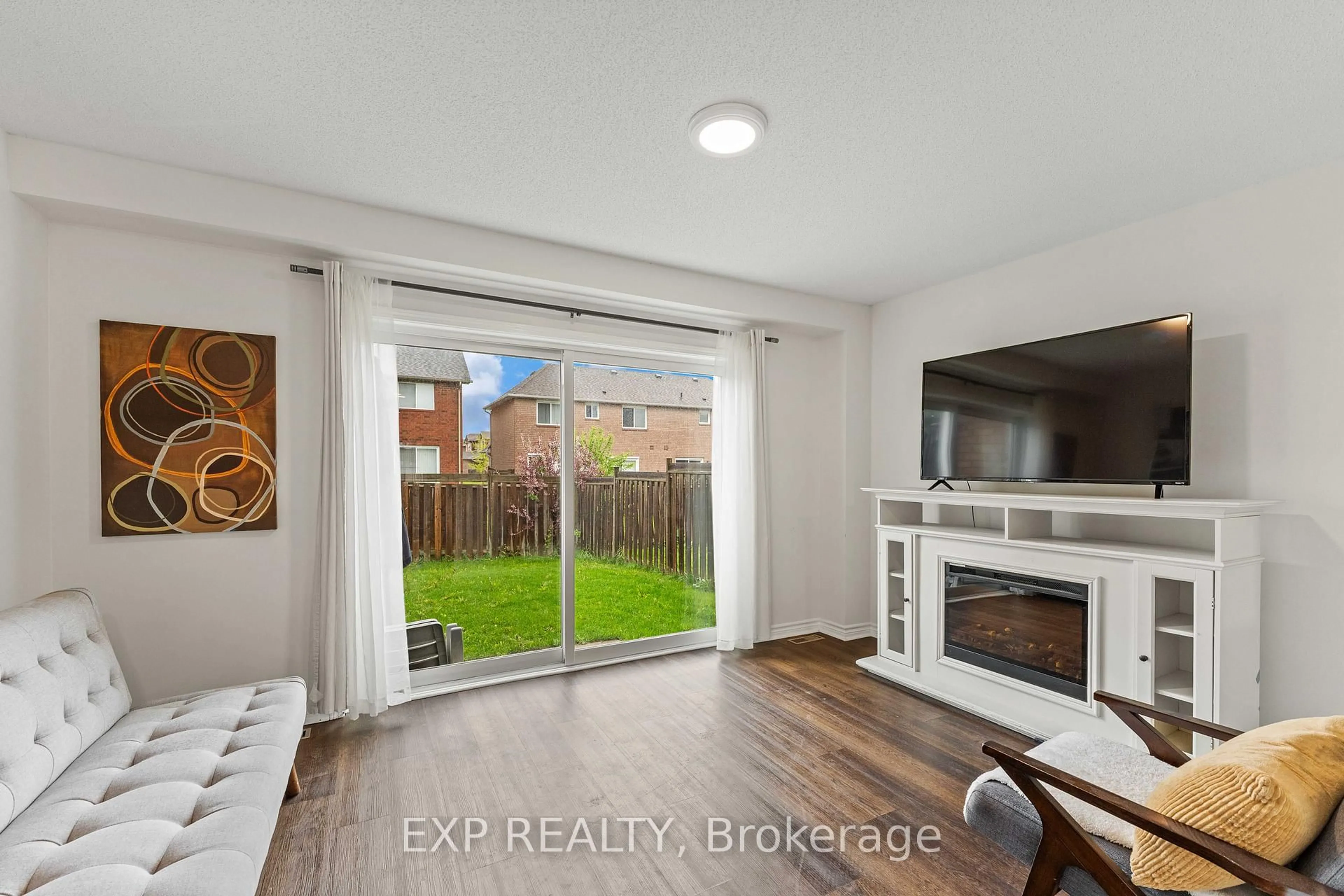 Unknown for 128 Sydenham wells N/A, Barrie Ontario L4M 6T3