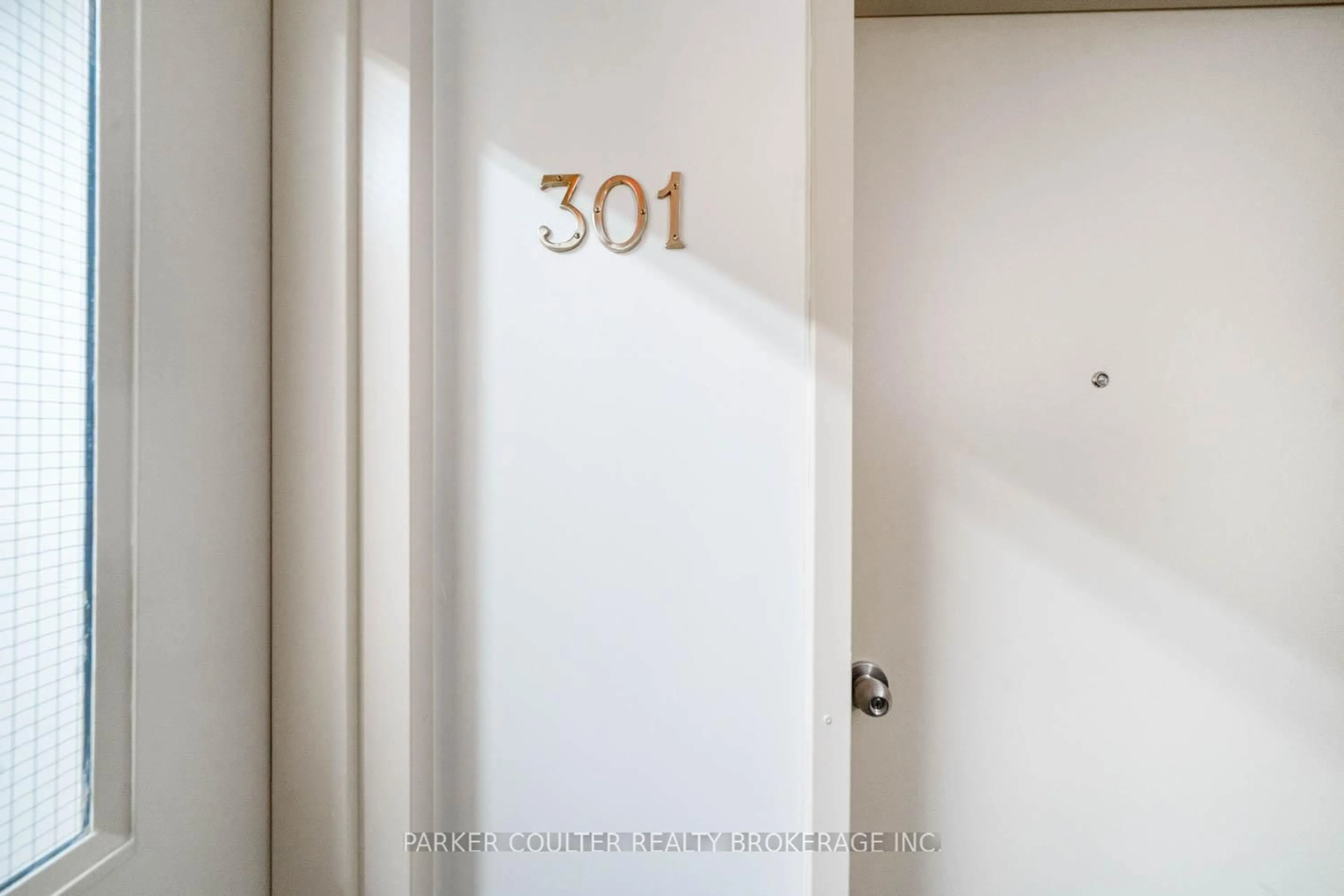 Unknown for 125 Bond St #301, Orillia Ontario L3V 1J7