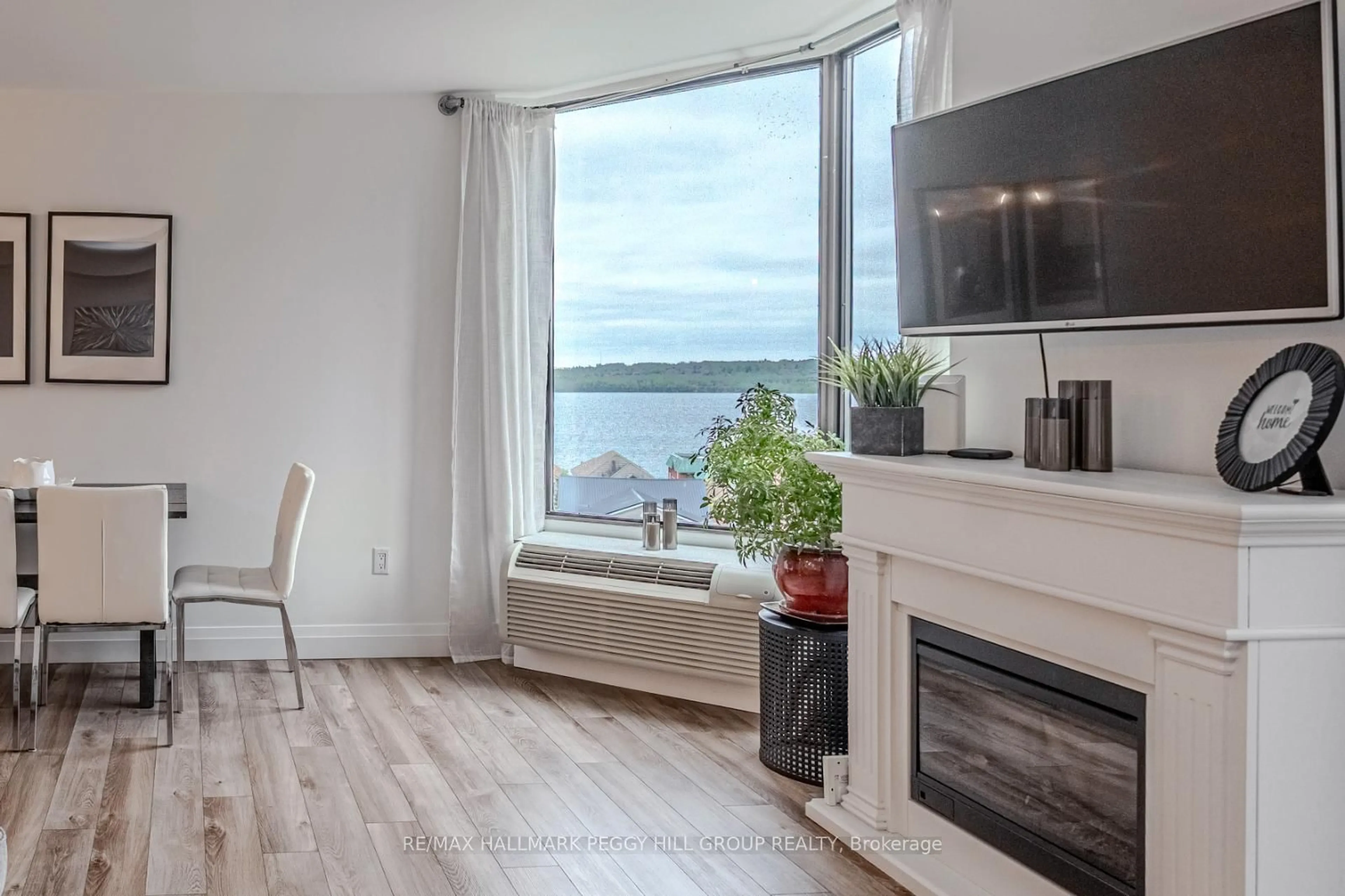 A pic of a room for 181 Collier St #504, Barrie Ontario L4M 5L6
