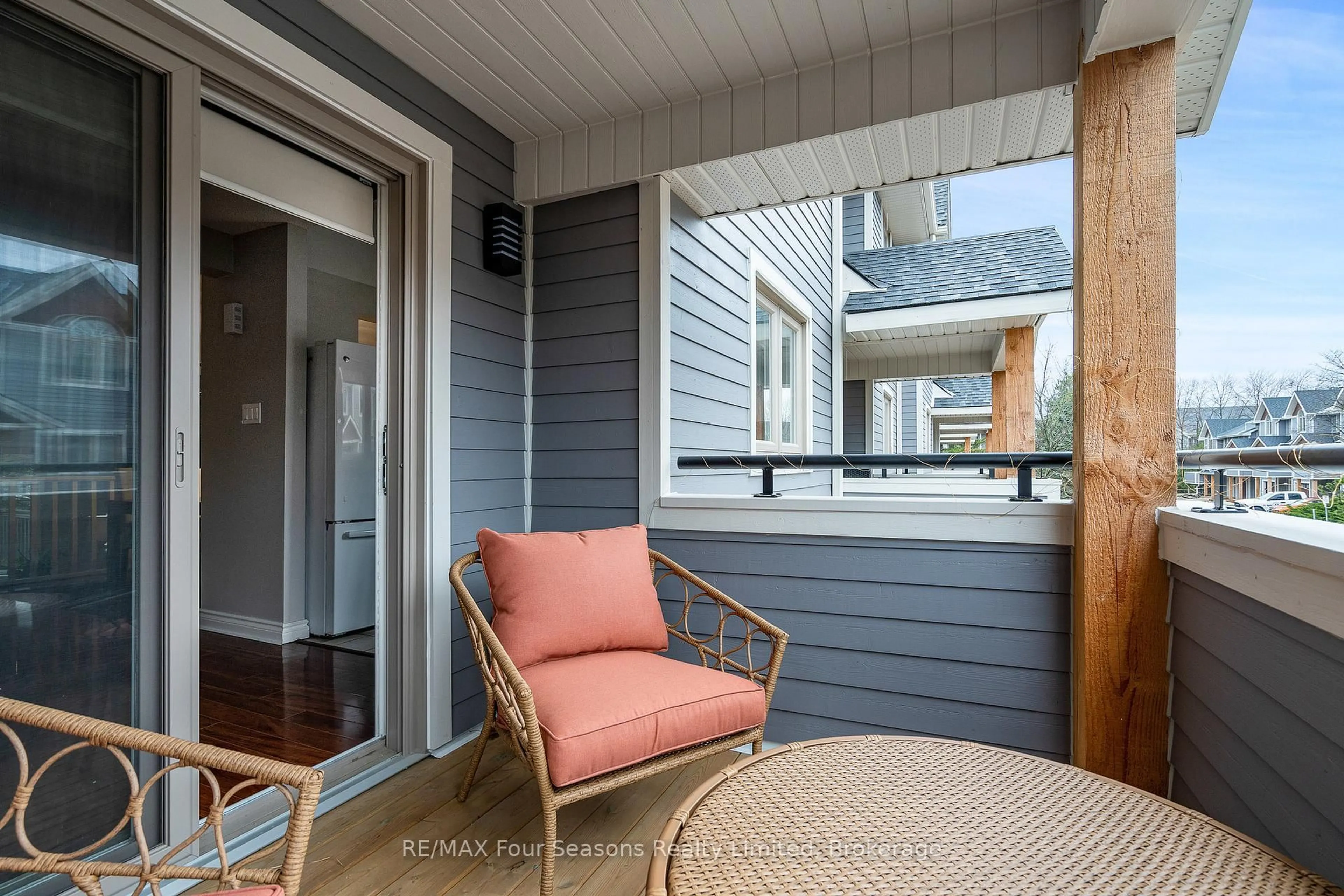 Patio, water/lake/river/ocean view for 25 STARBOARD Rd, Collingwood Ontario L9Y 5C8