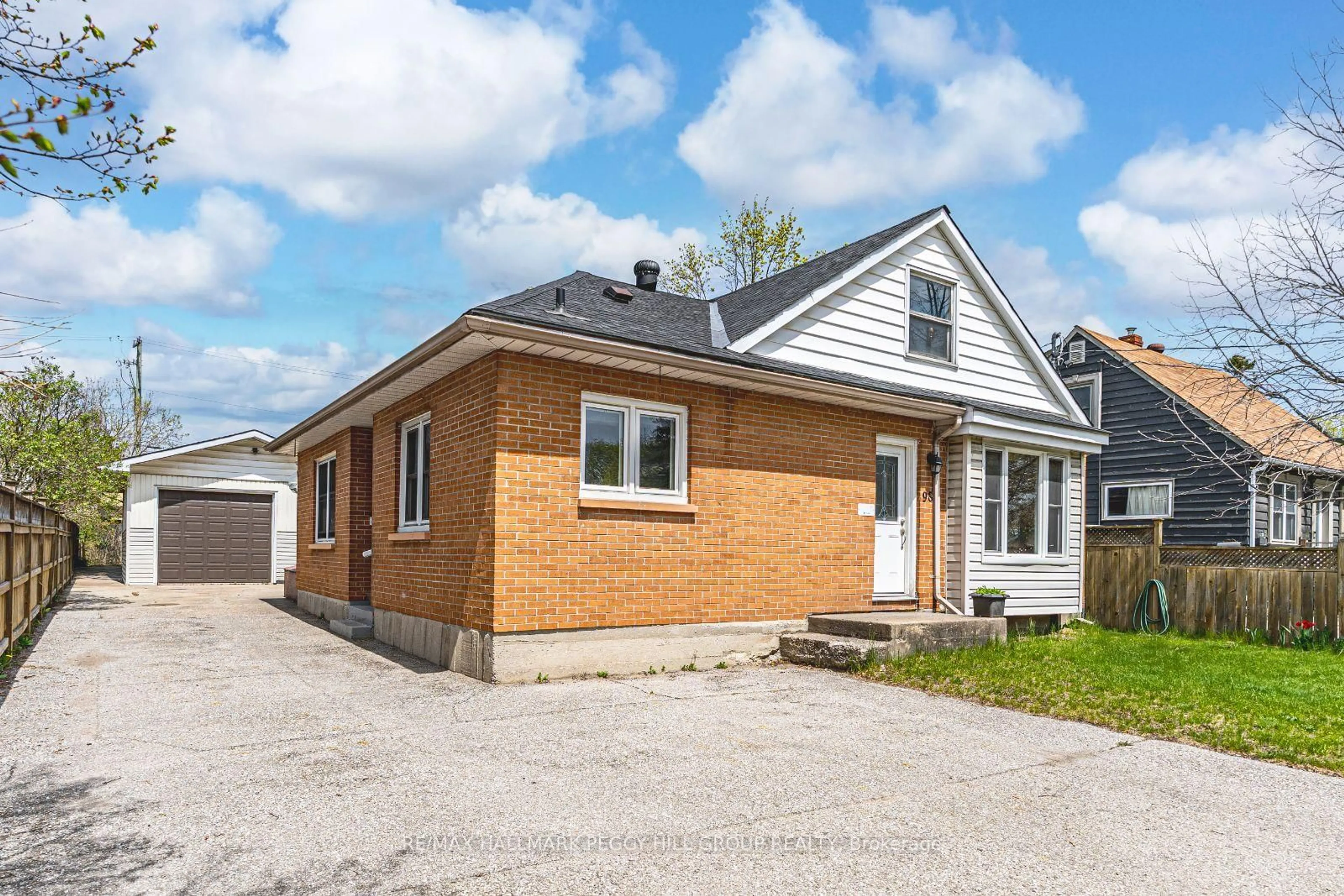 Home with brick exterior material, street for 98 Donald St, Barrie Ontario L4N 1E3