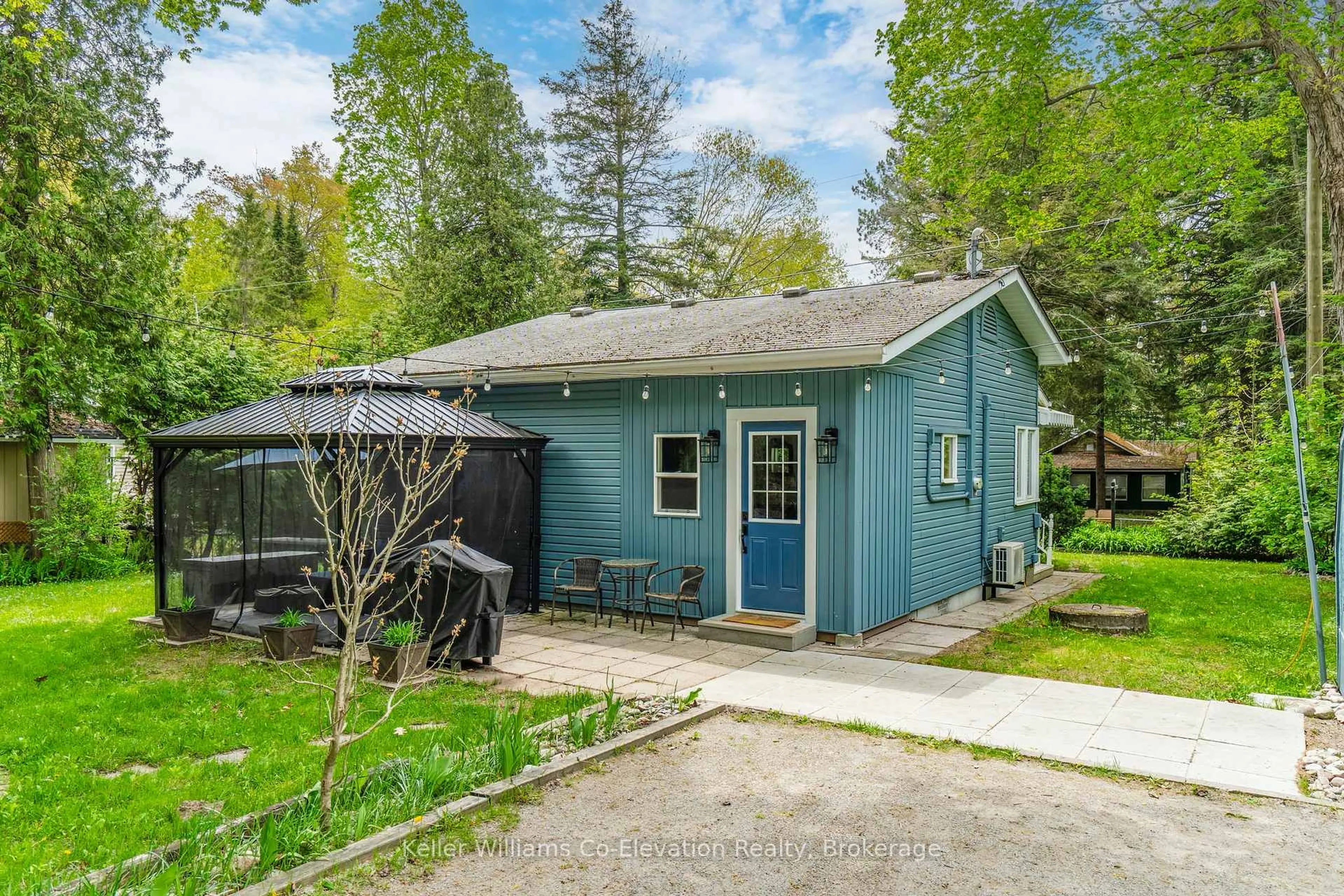 Shed for 135 Oliver Dr, Tiny Ontario L0L 2J0
