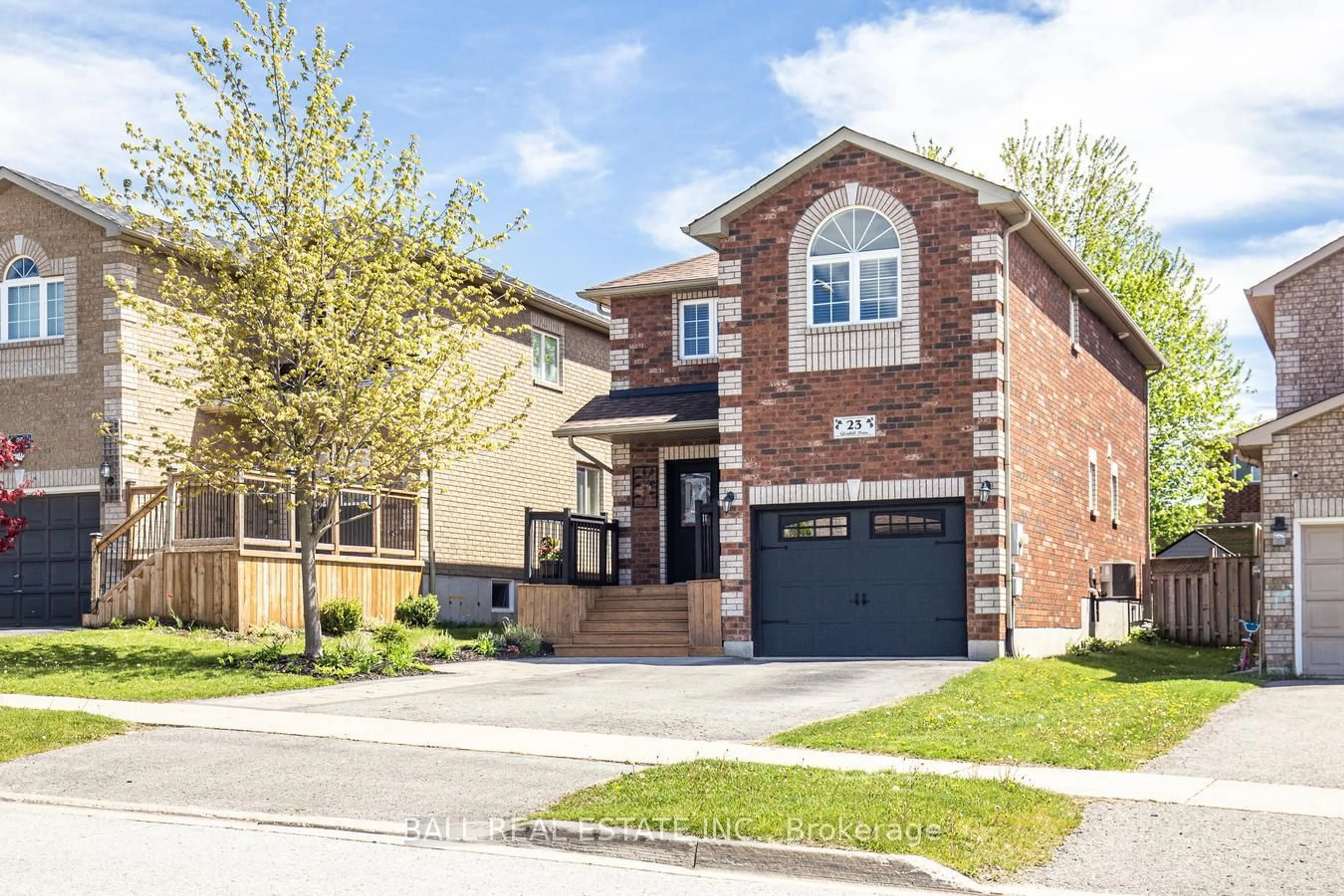 Home with brick exterior material, street for 23 Glenhill Dr, Barrie Ontario L4N 5X6
