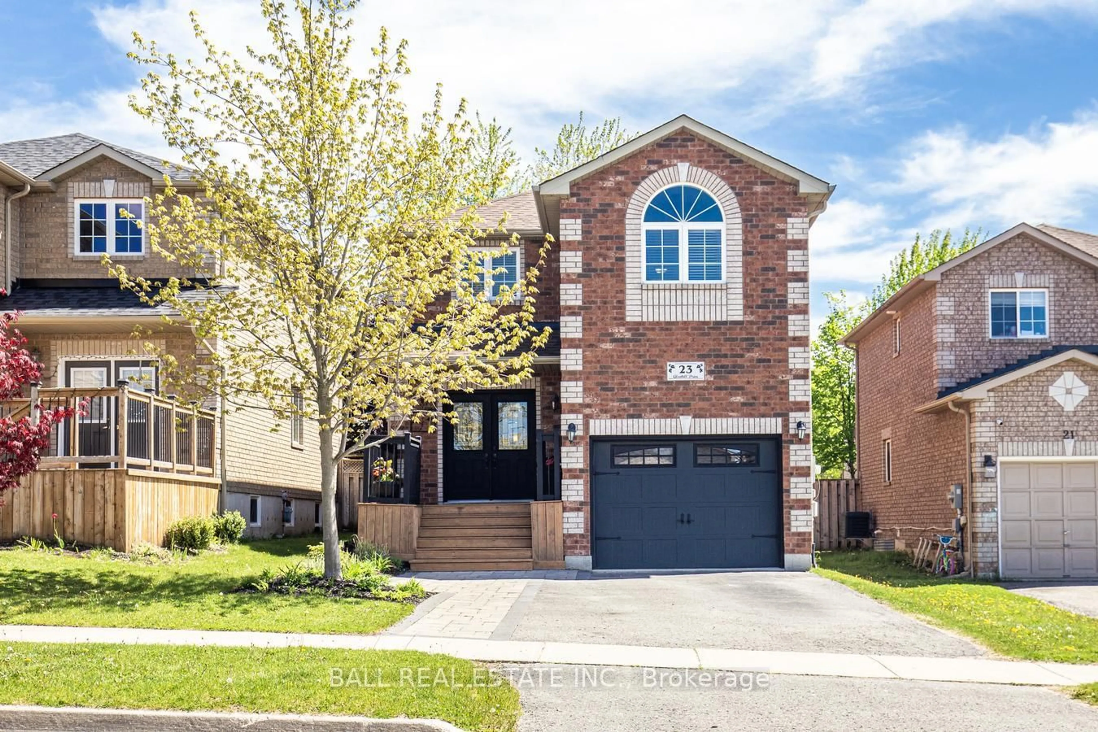 Home with brick exterior material, street for 23 Glenhill Dr, Barrie Ontario L4N 5X6