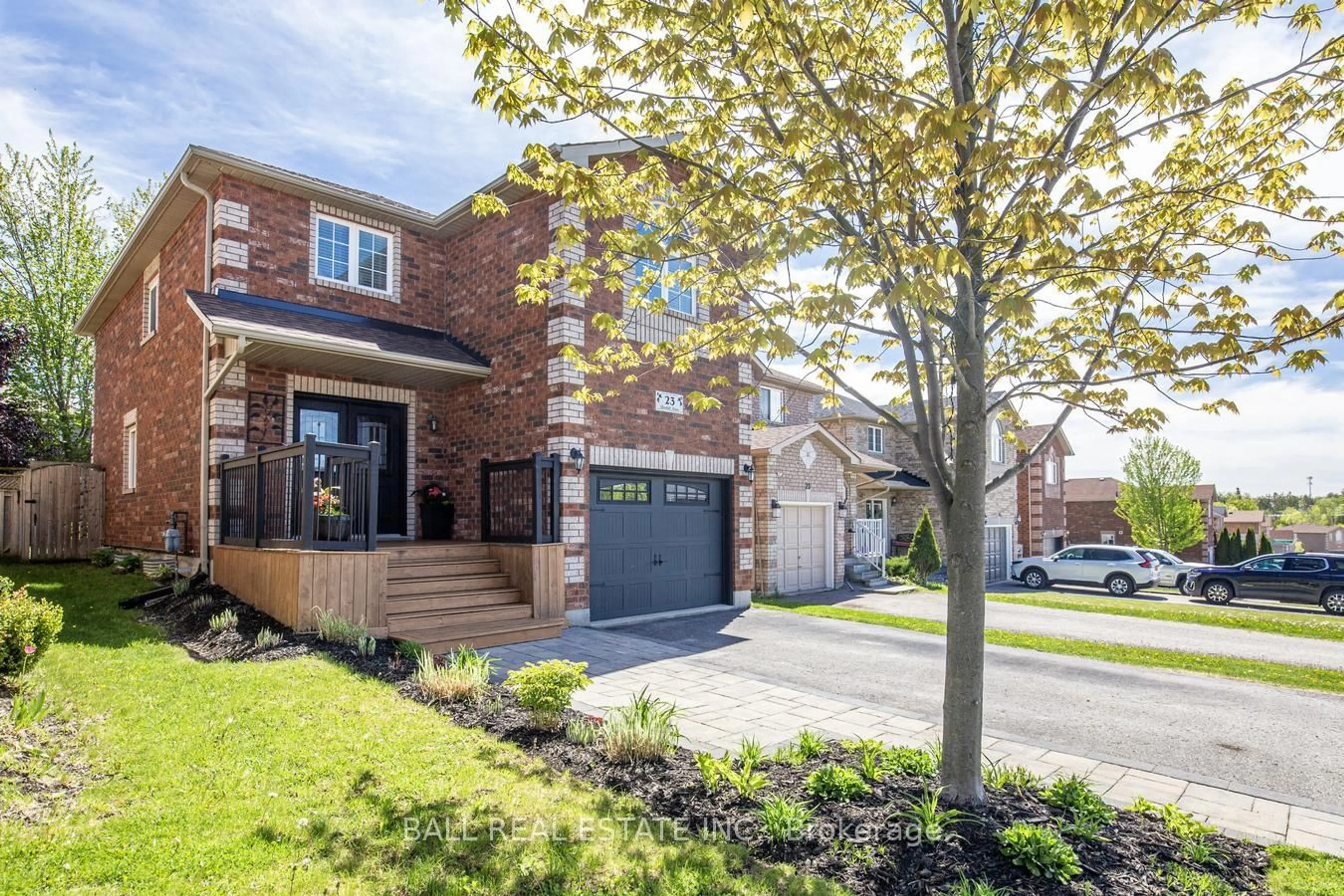 Home with brick exterior material, street for 23 Glenhill Dr, Barrie Ontario L4N 5X6
