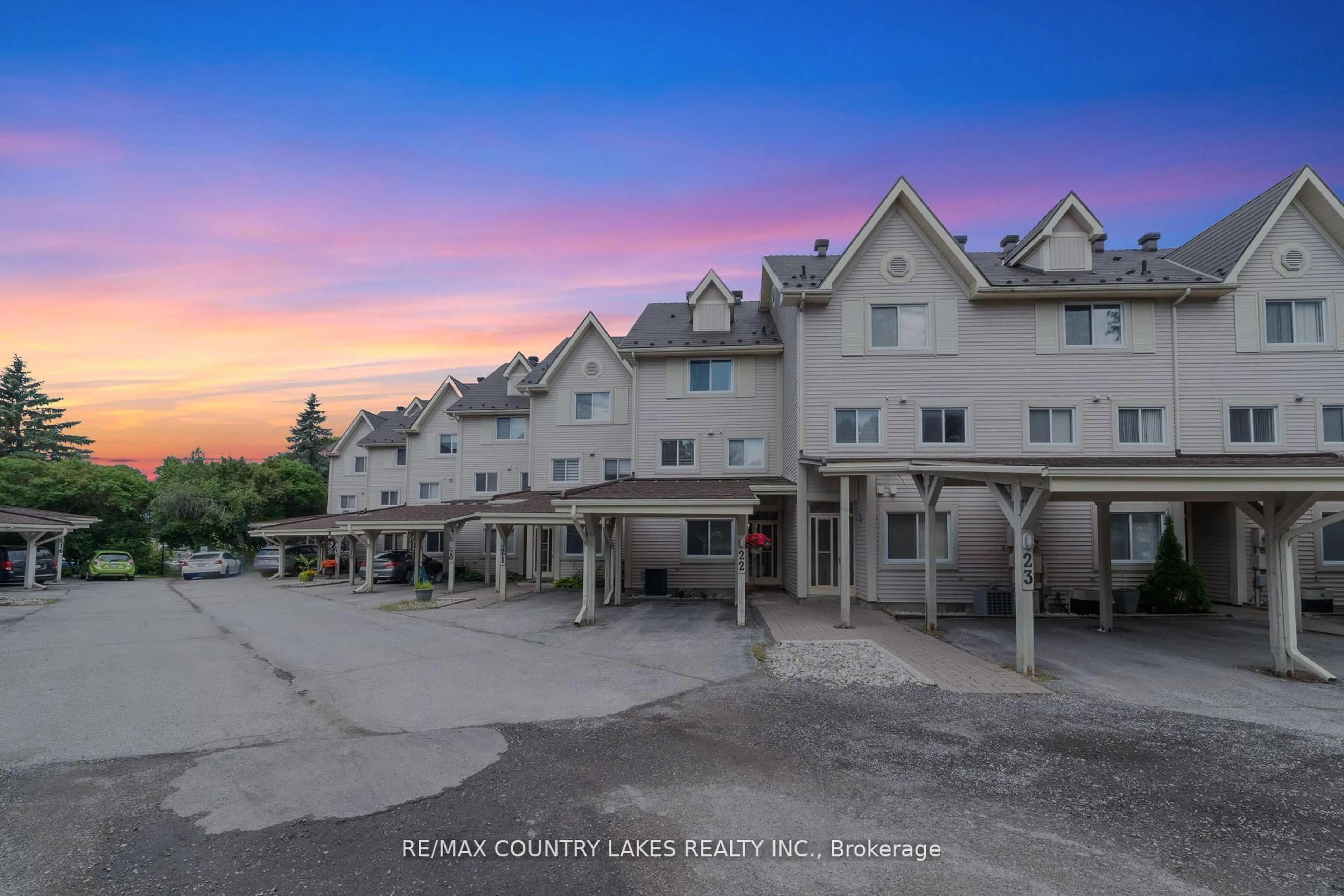 A pic from outside/outdoor area/front of a property/back of a property/a pic from drone, street for 100 Laguna Pkwy #22, Ramara Ontario L0K 1B0