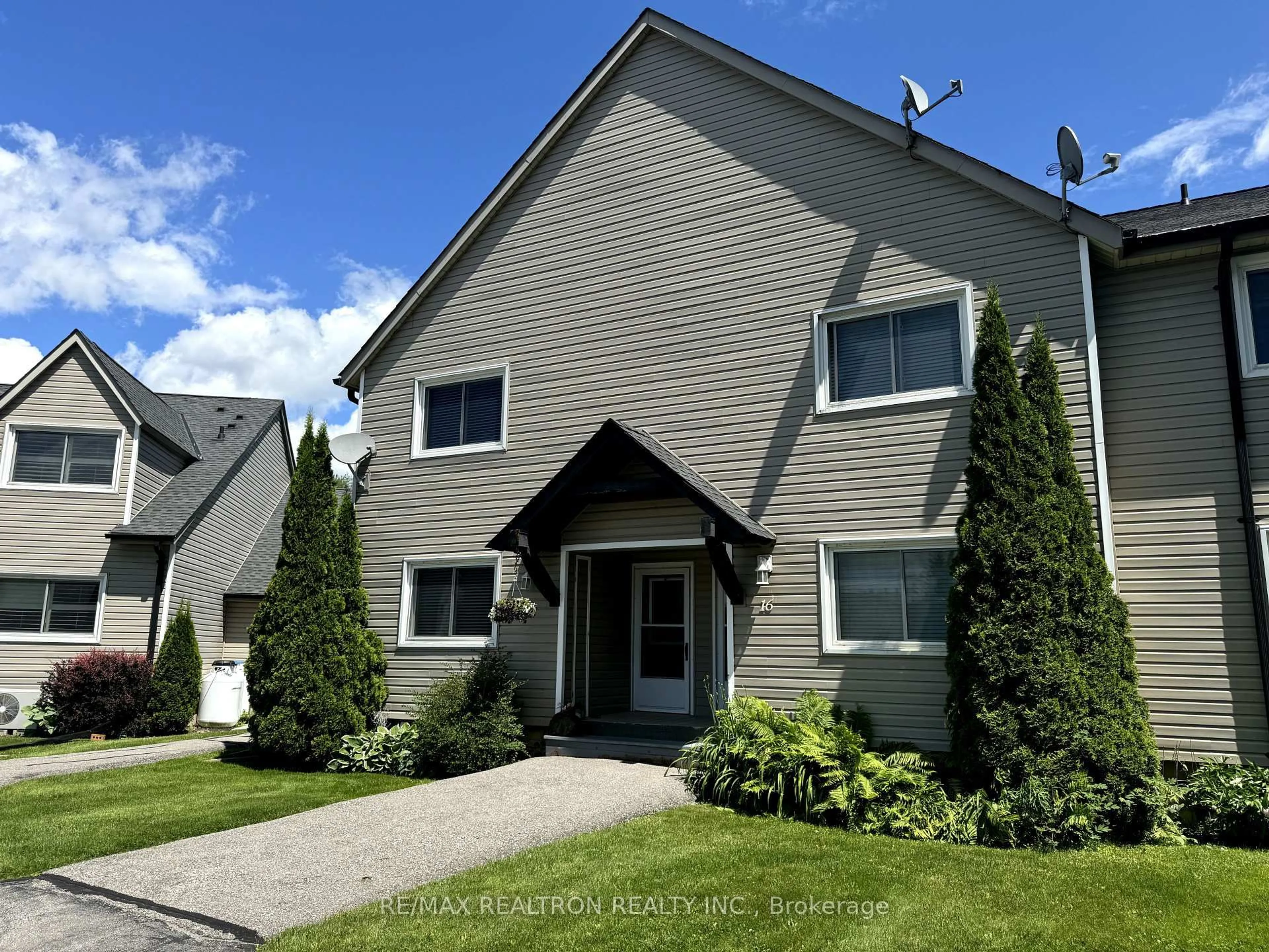 Home with vinyl exterior material, street for 51 Laguna Pkwy #Unit 16, Ramara Ontario L0K 1B0
