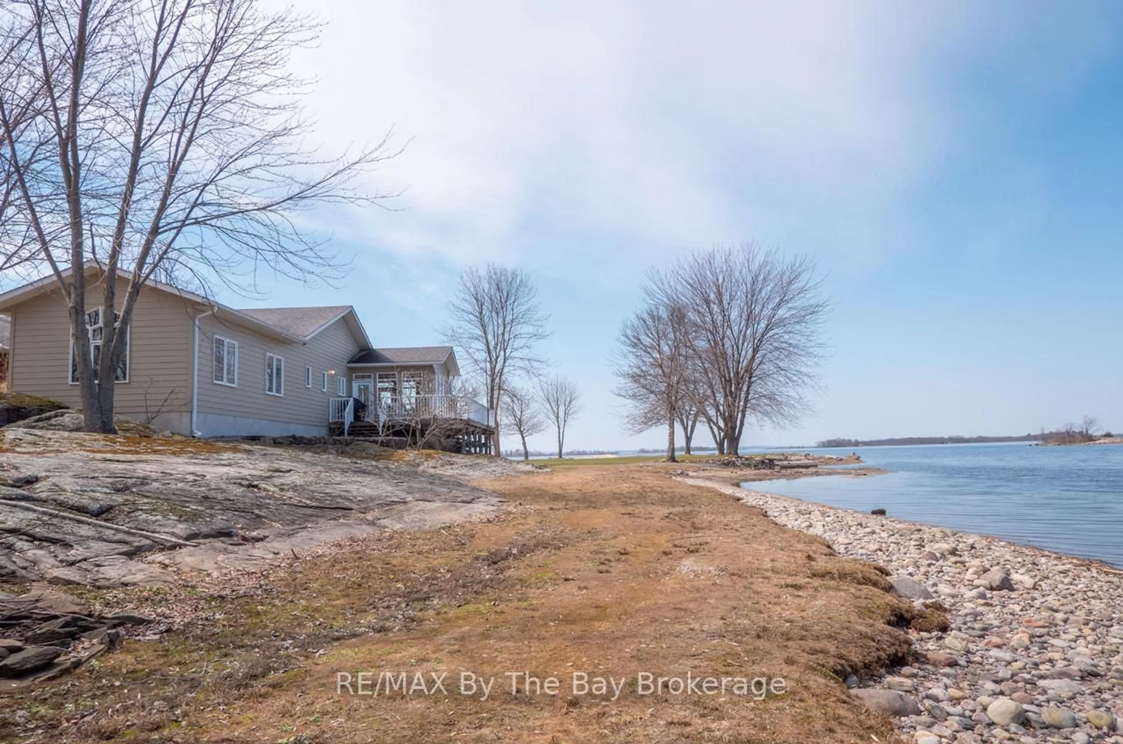 A pic from outside/outdoor area/front of a property/back of a property/a pic from drone, water/lake/river/ocean view for 80 Arbour Tr, Tay Ontario L0K 2C0