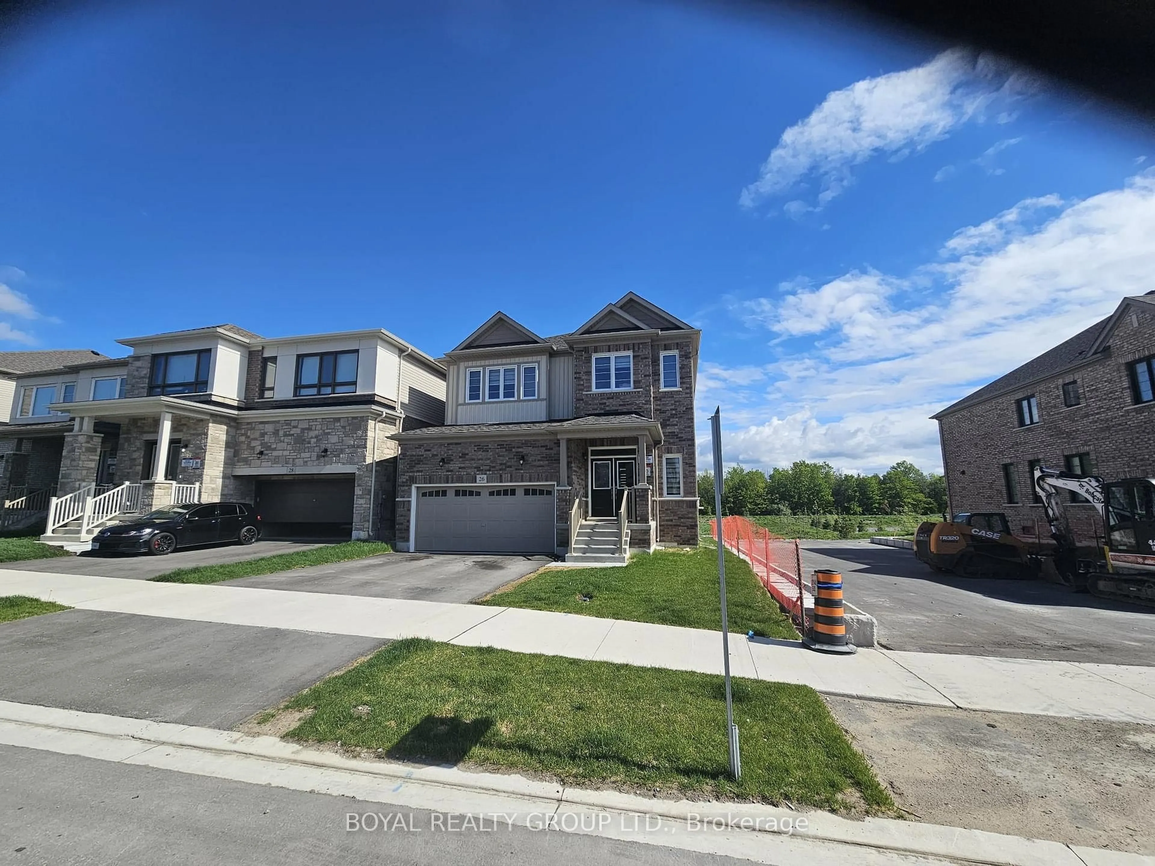 A pic from outside/outdoor area/front of a property/back of a property/a pic from drone, street for 26 Shepherd Dr, Barrie Ontario L9S 2Z4