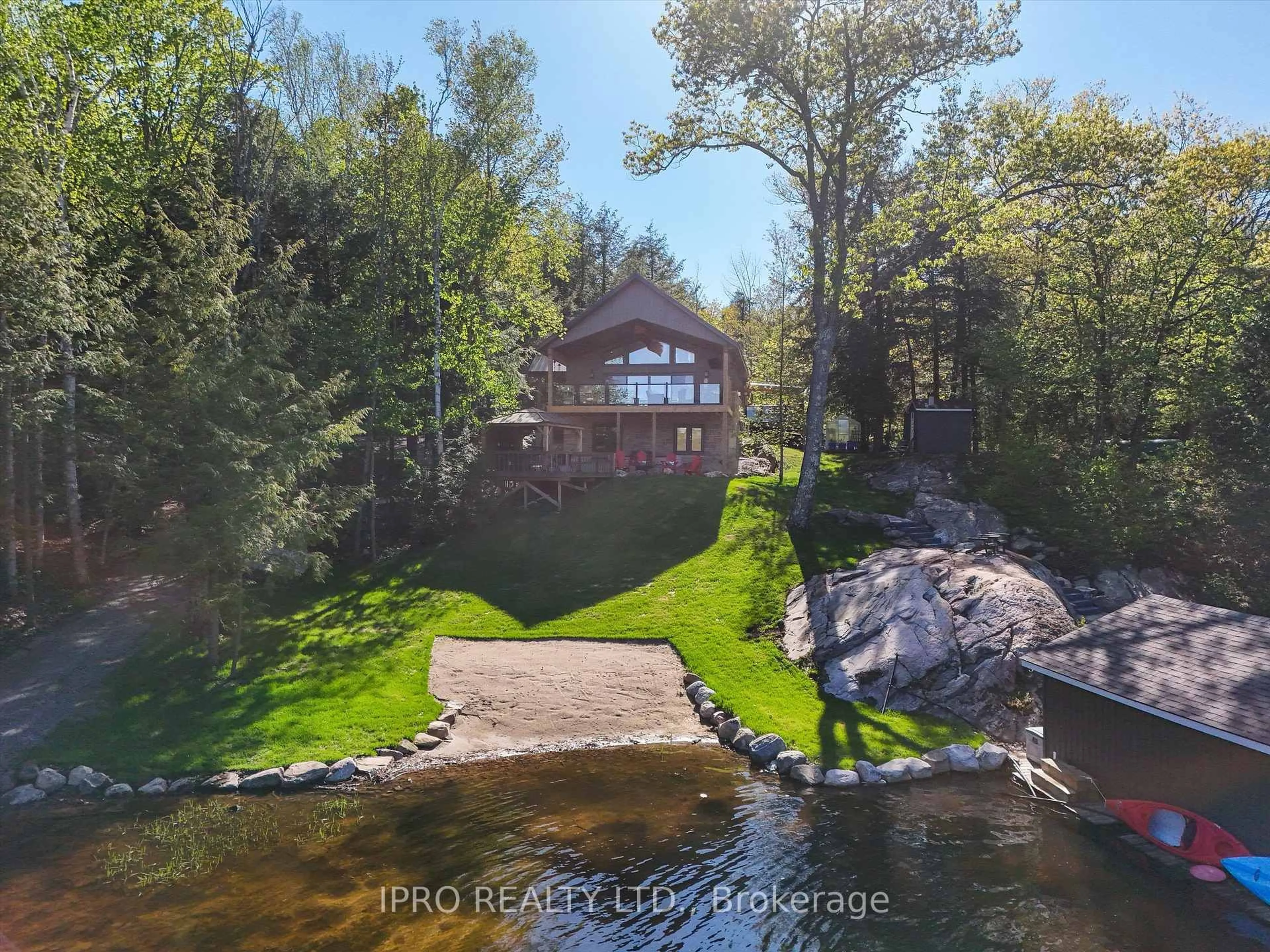 A pic from outside/outdoor area/front of a property/back of a property/a pic from drone, water/lake/river/ocean view for 1907 Island Rd, Severn Ontario L0K 1E0