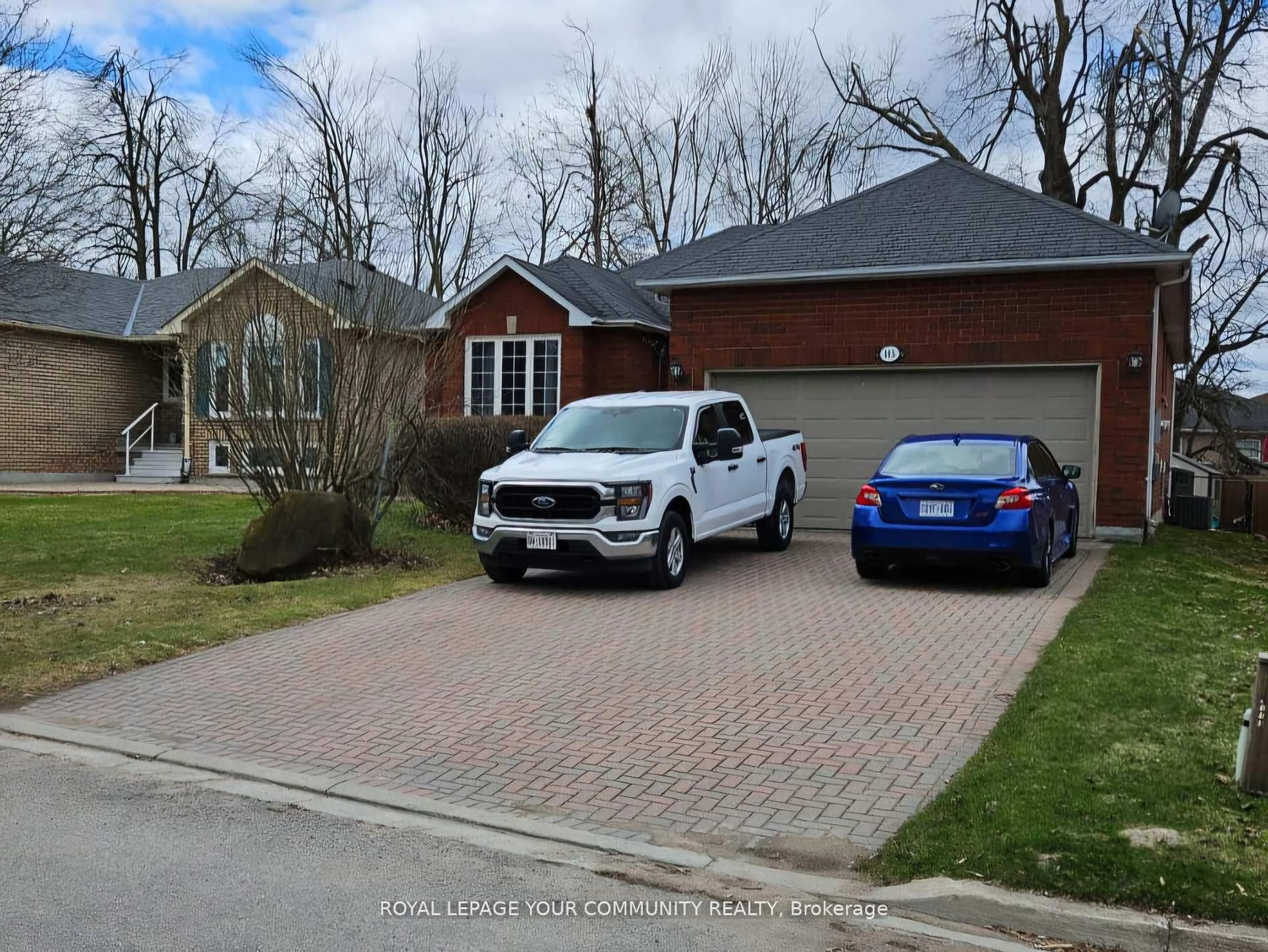 Home with brick exterior material, street for 105 Brown St, Barrie Ontario L4N 7V6