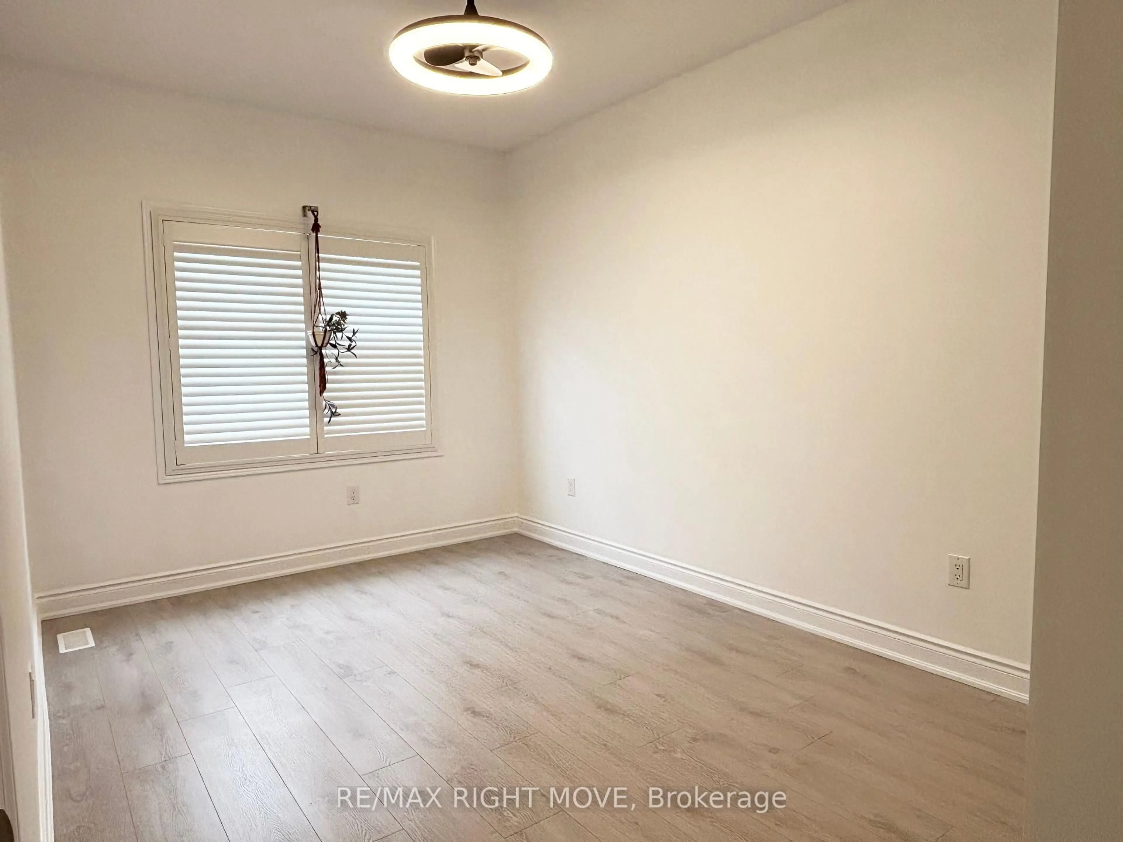 A pic of a room for 104 Lily Dr, Orillia Ontario L3V 0G3
