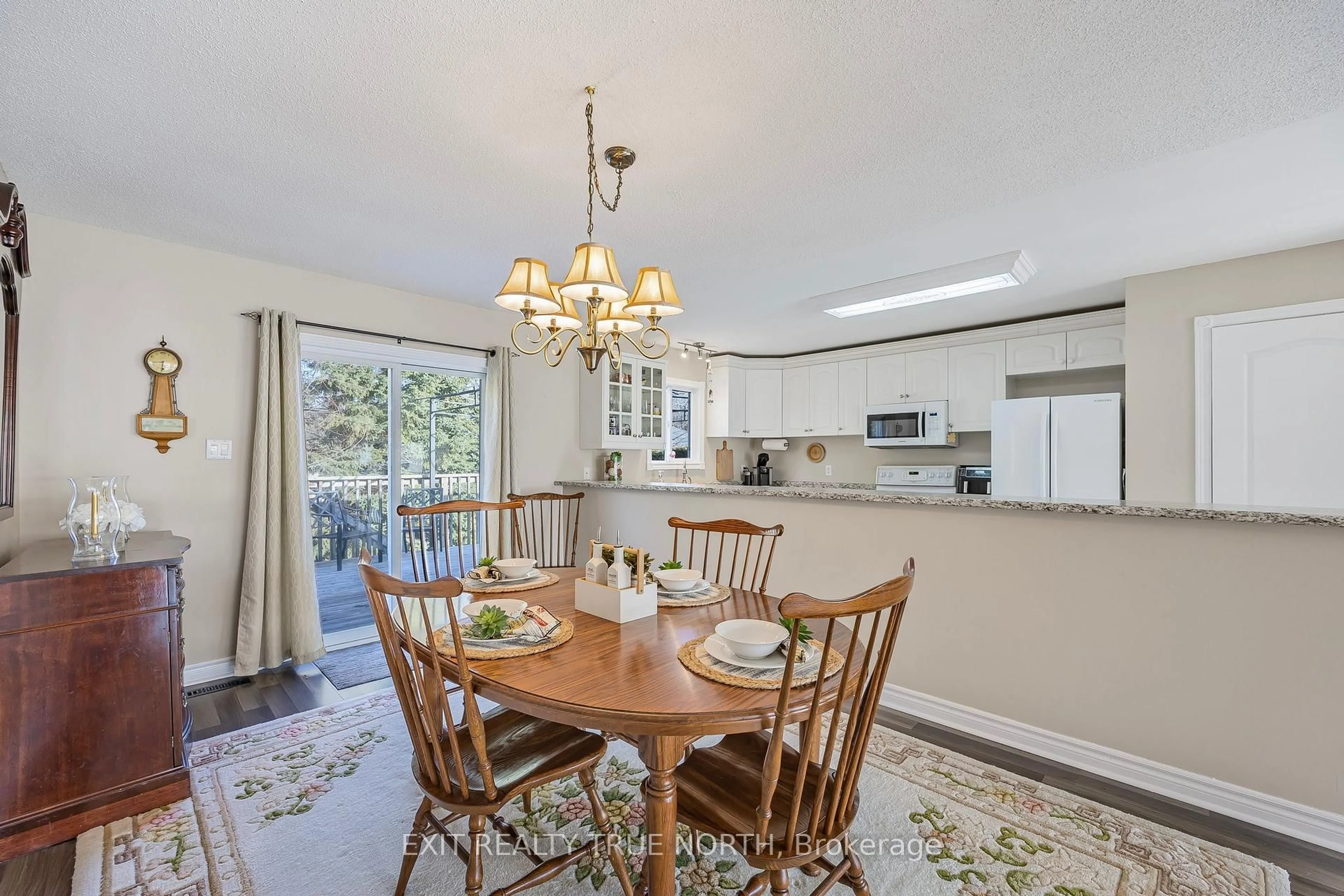 Dining room, unknown for 59 Riverdale Dr, Wasaga Beach Ontario L9Z 1G1