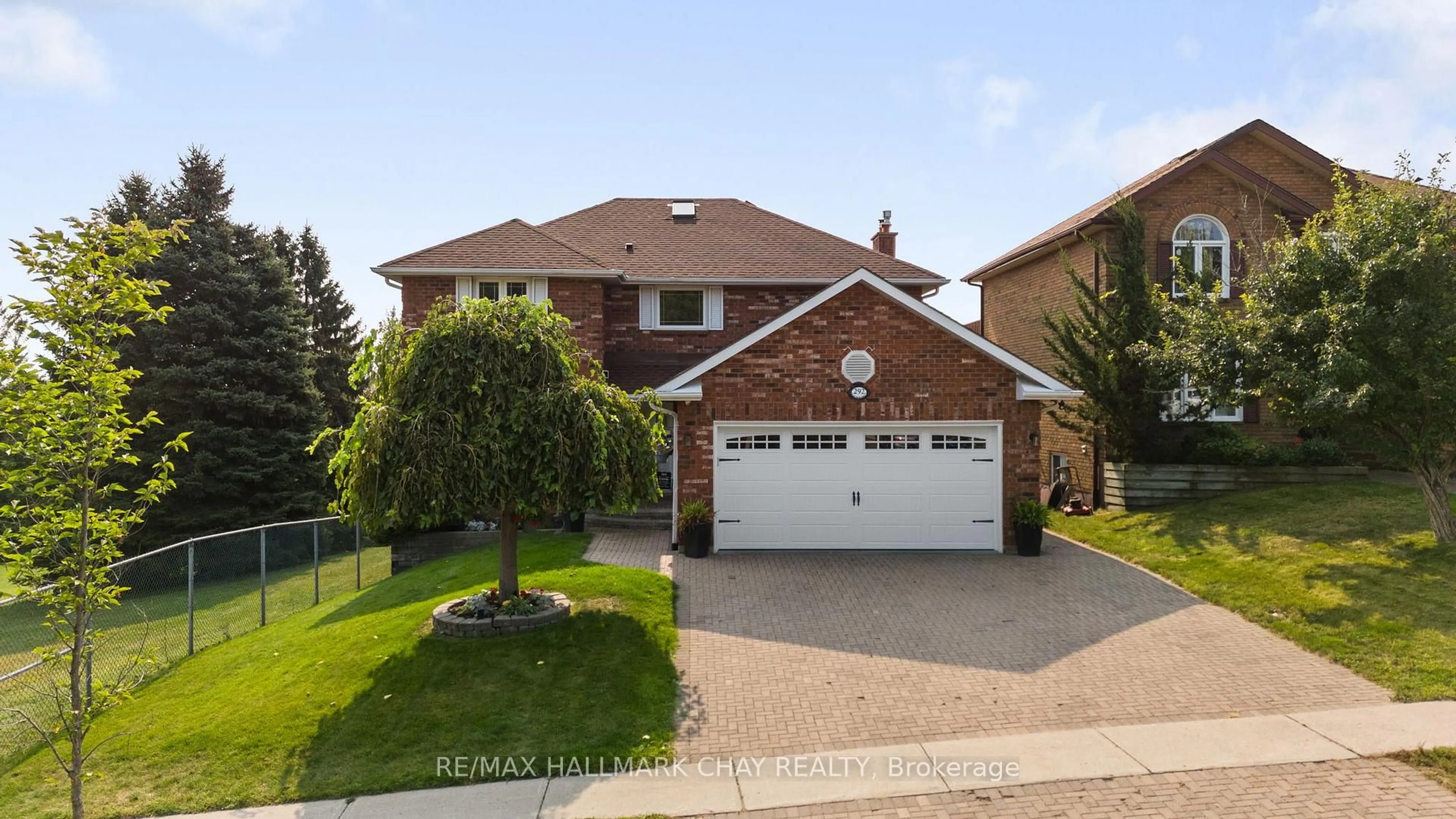 Home with brick exterior material, street for 292 Leacock Dr, Barrie Ontario L4N 6K2