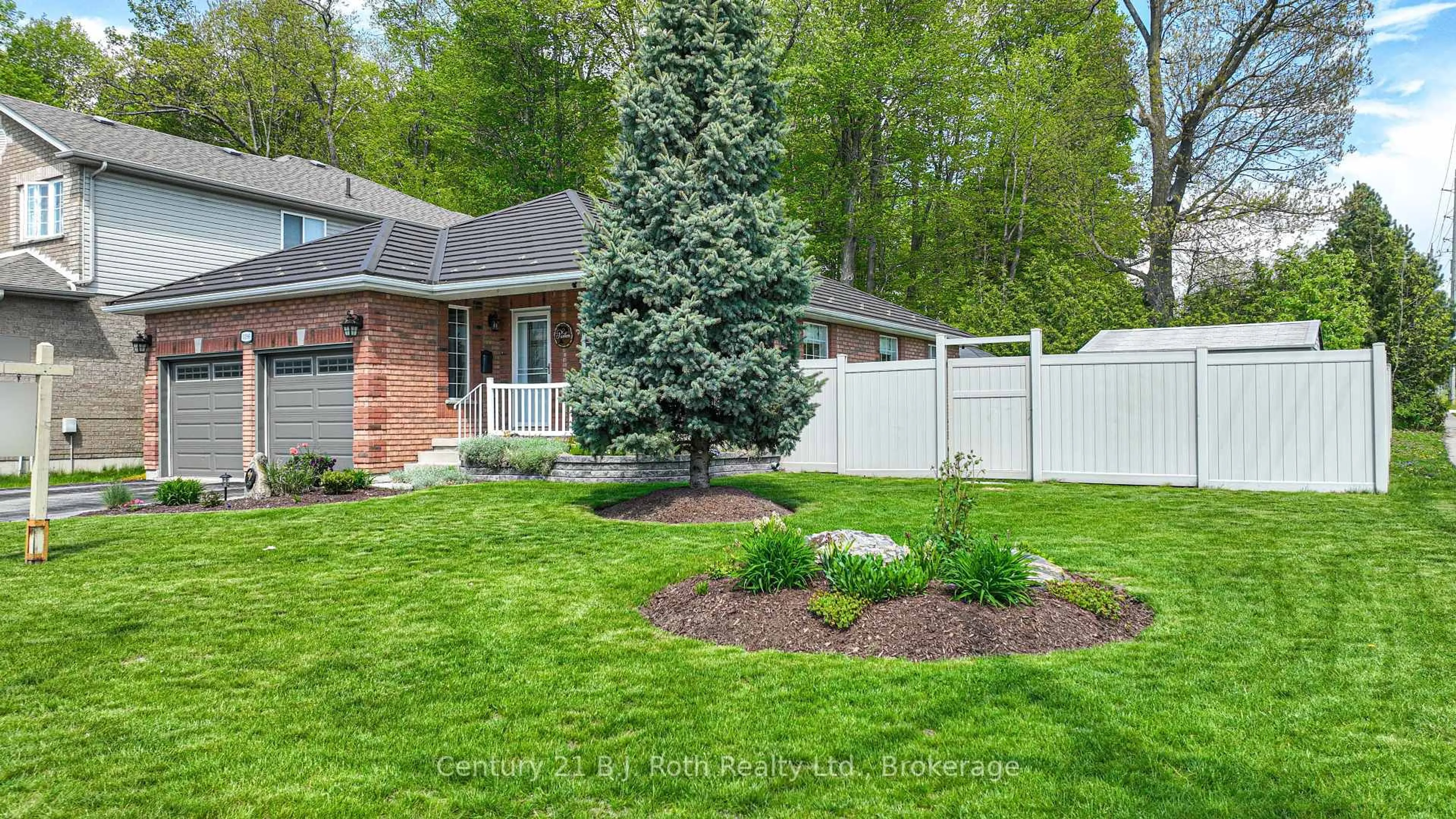 Home with brick exterior material, street for 3196 Monarch Dr, Orillia Ontario L3V 7W9