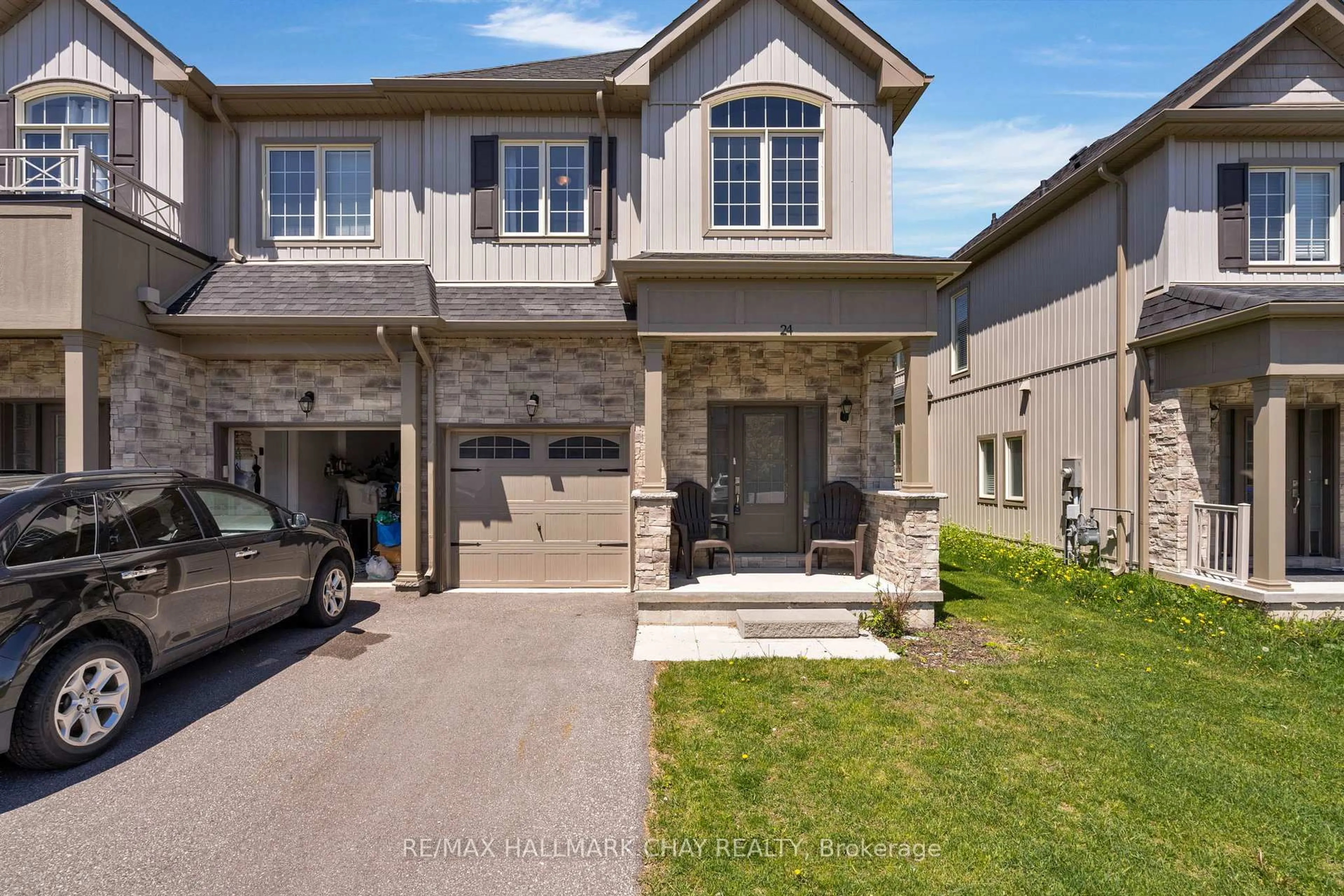 Home with brick exterior material, street for 24 Churchlea Mews, Orillia Ontario L3V 8K9