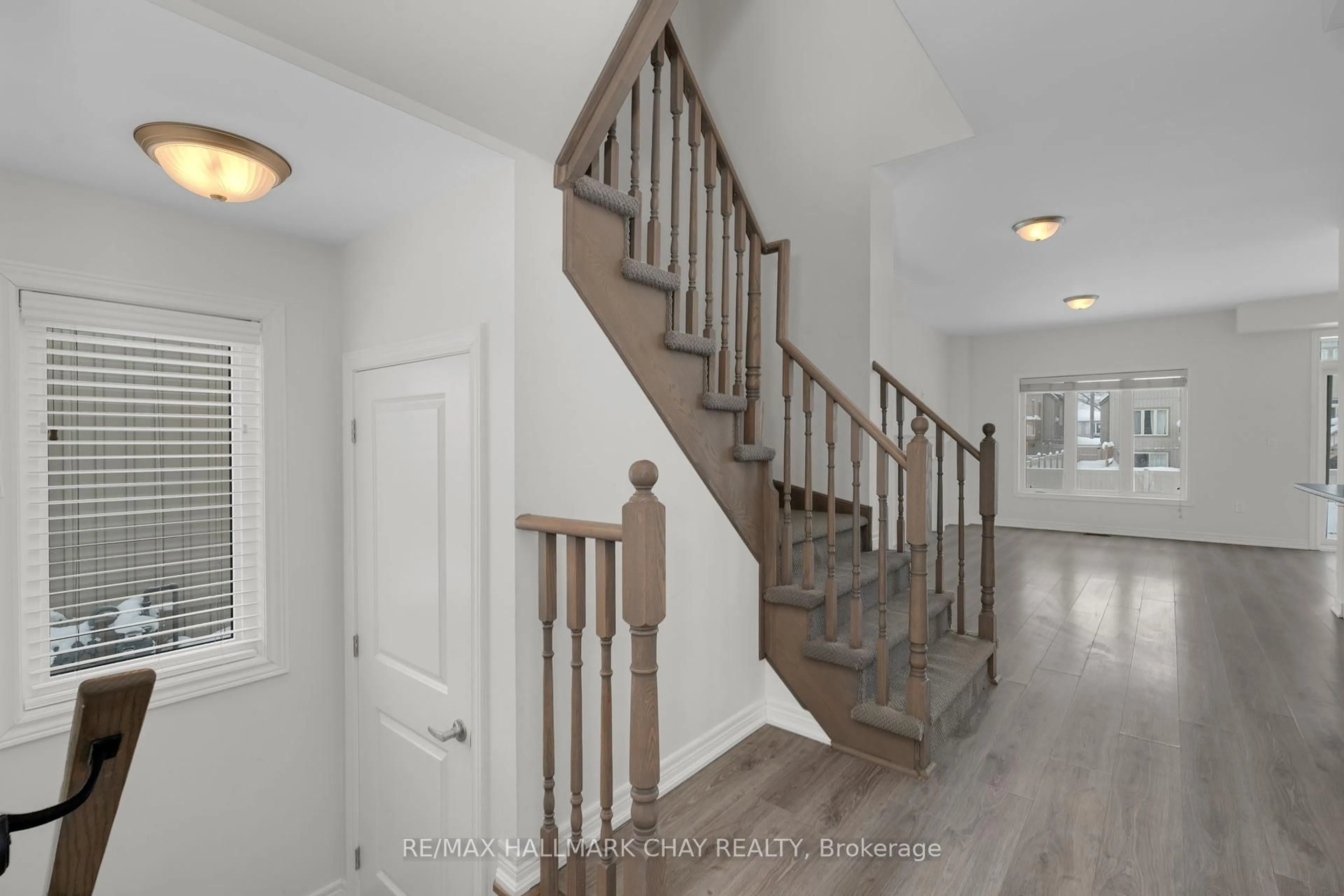 Unknown for 19 Churchlea Mews, Orillia Ontario L3V 8K9