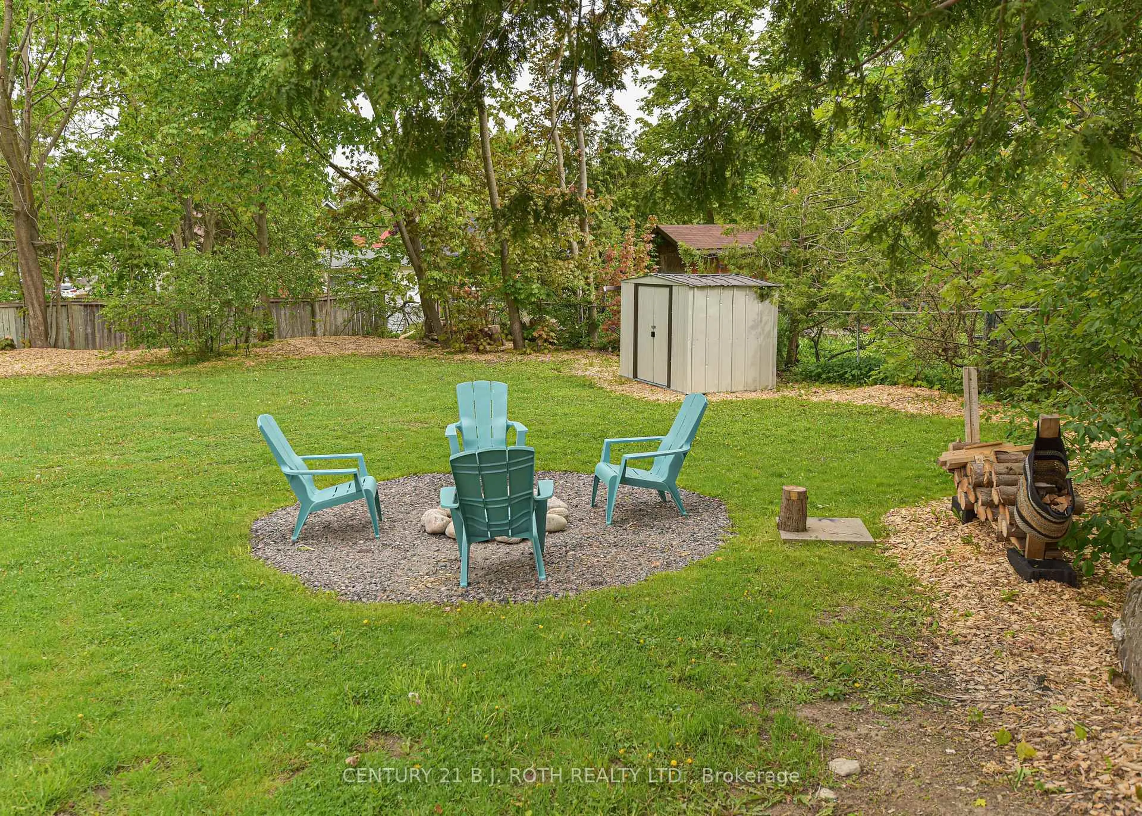 Patio, unknown for 274 Mississaga St, Orillia Ontario L3V 3B8
