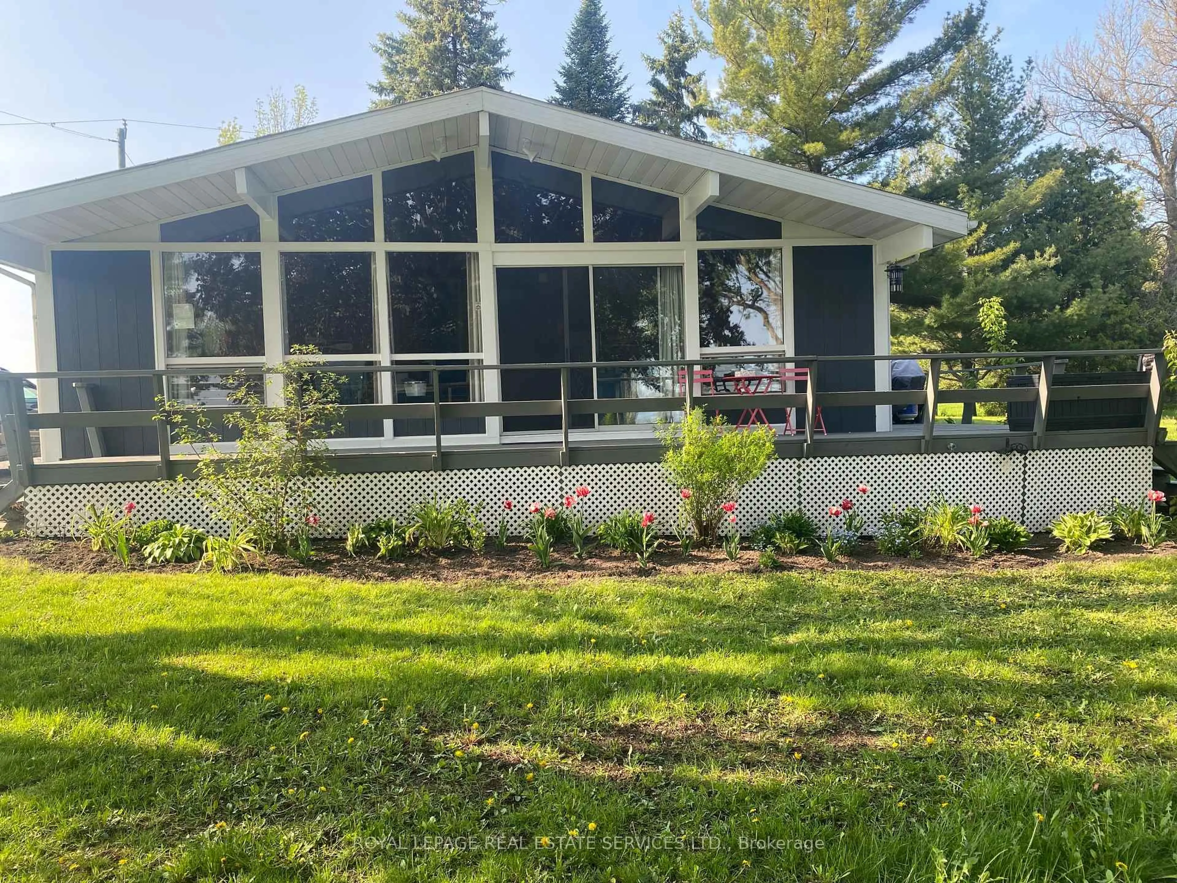 Home with vinyl exterior material, unknown for 1129 Concession Road 9 N/A, Ramara Ontario L0K 1B0