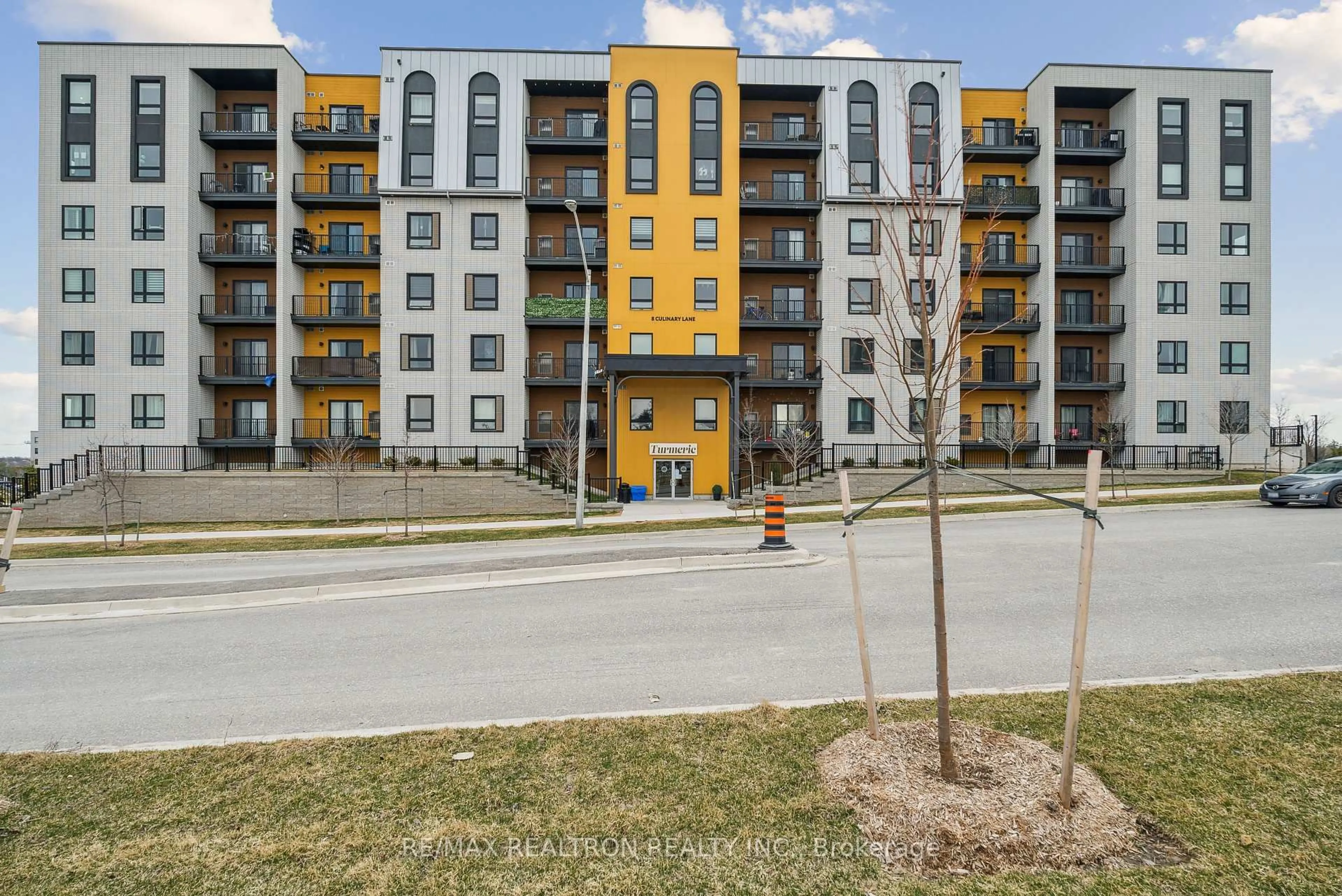 Patio, street for 8 Culinary Lane #307, Barrie Ontario L9J 0T2